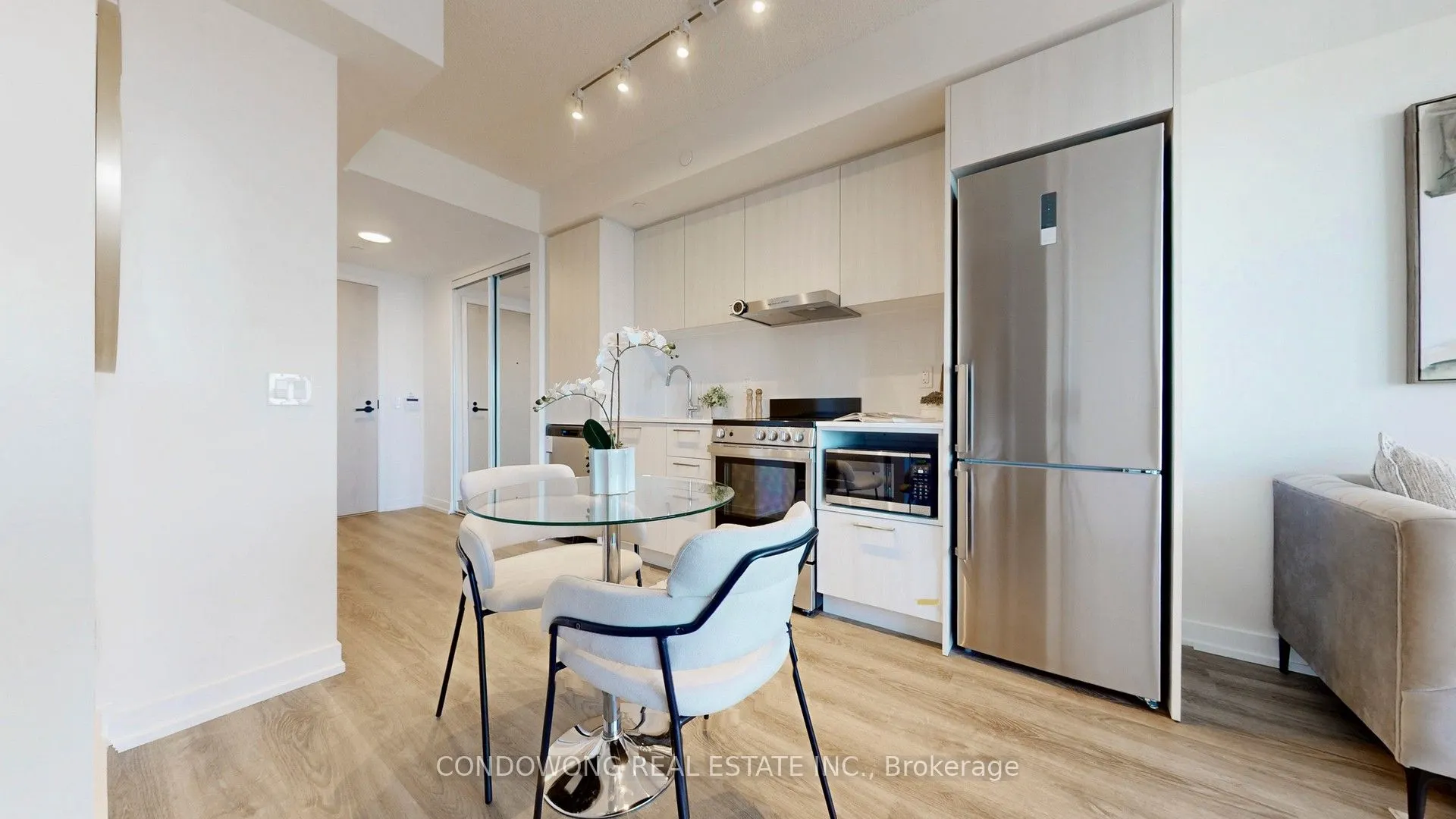 195 Commerce Street, #4008