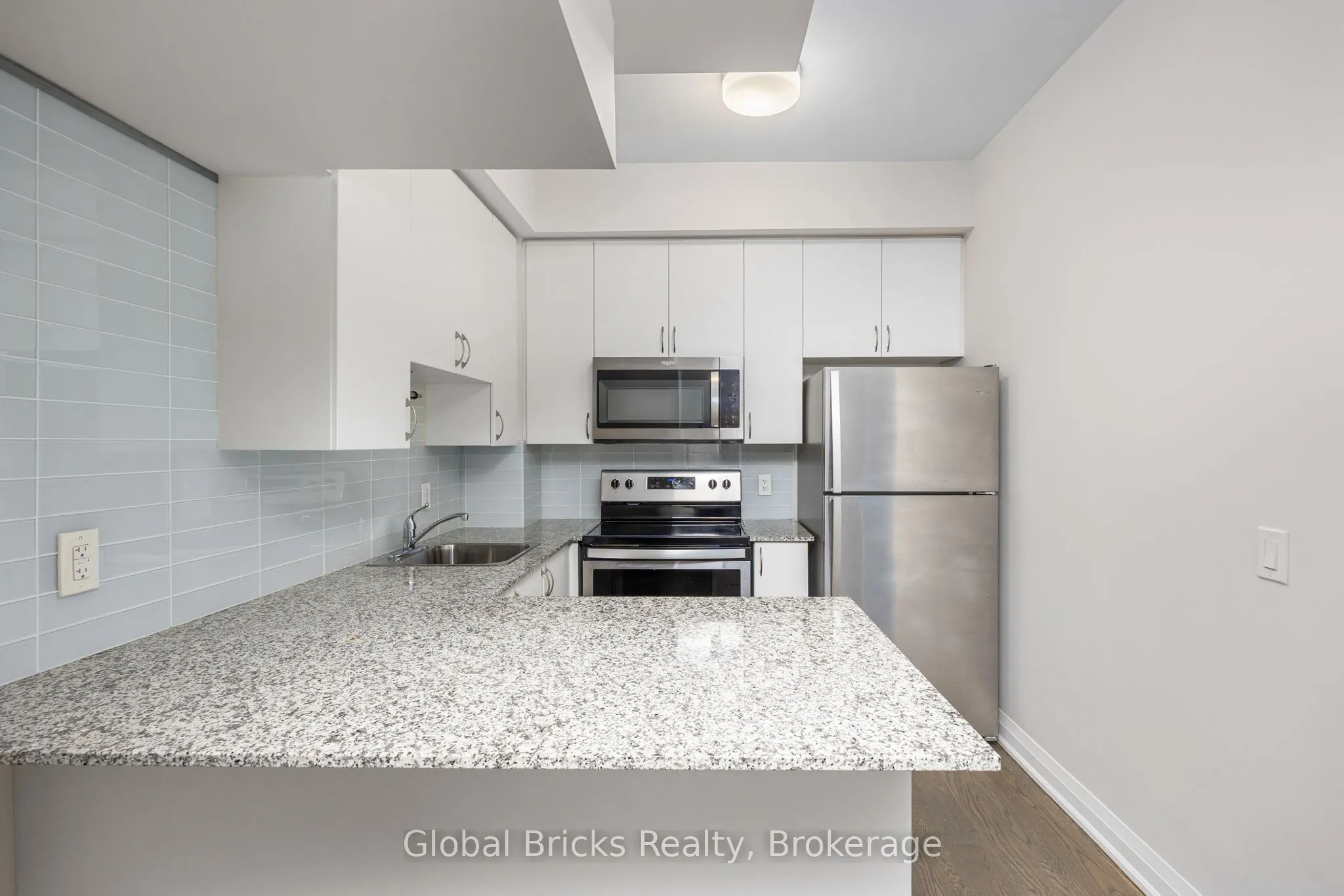 5309 Highway 7, #A102