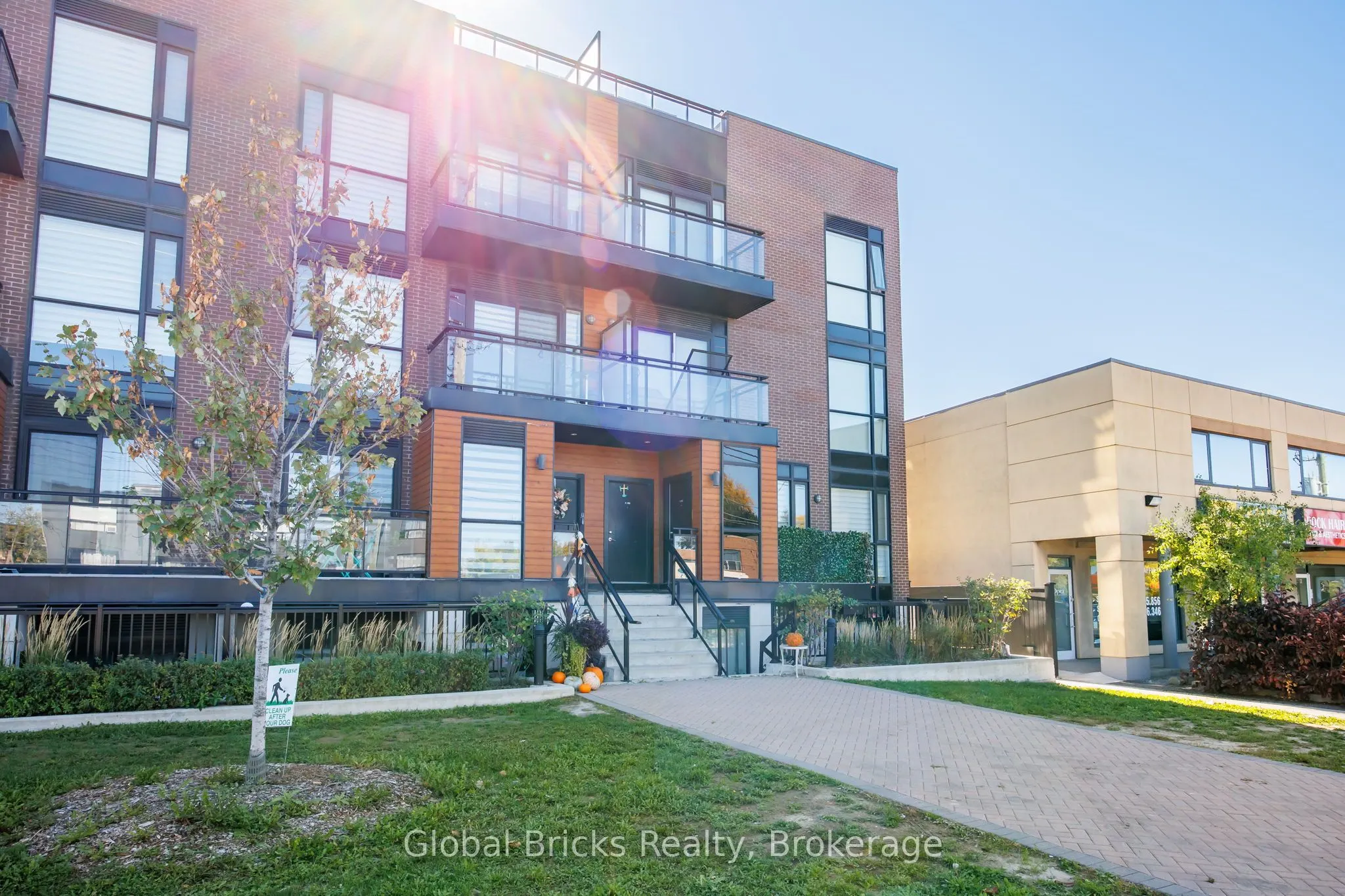 5309 Highway 7, #A102