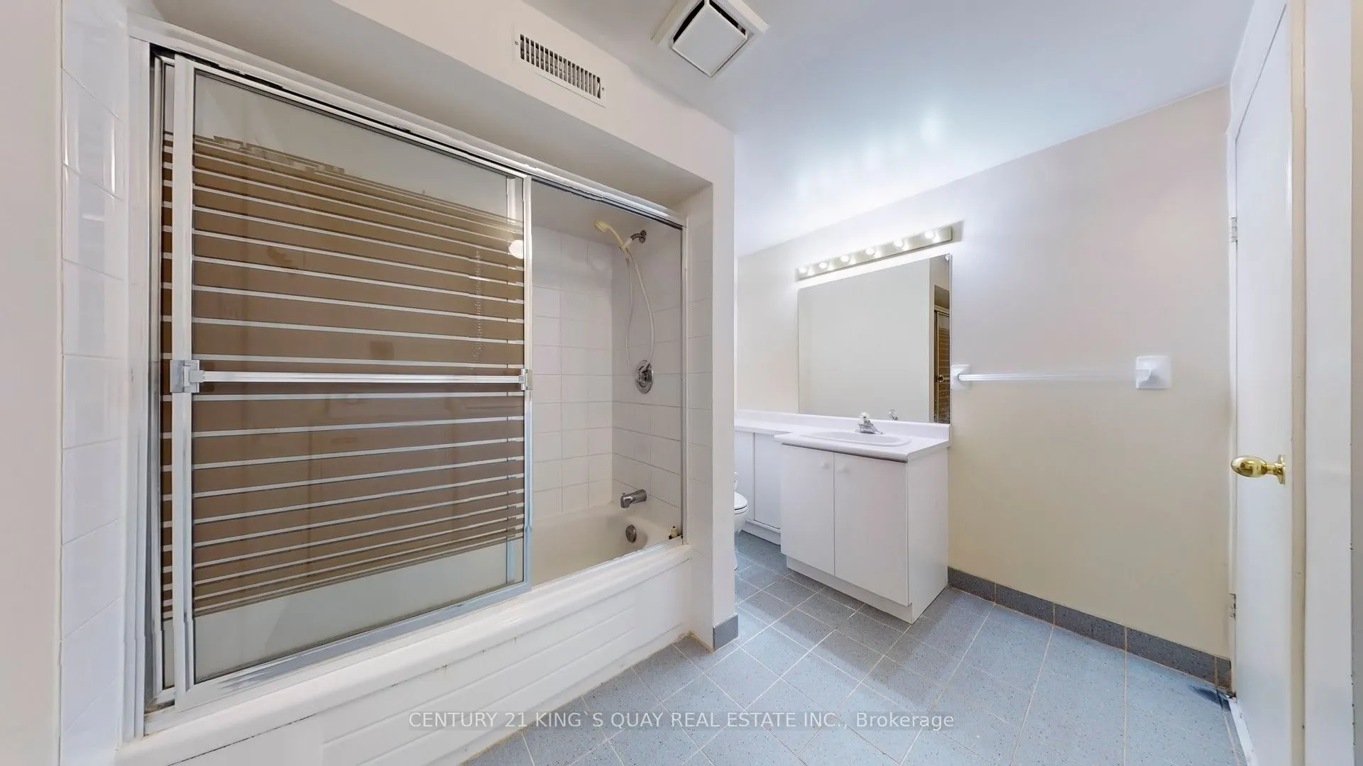 50 Bedford Park Avenue