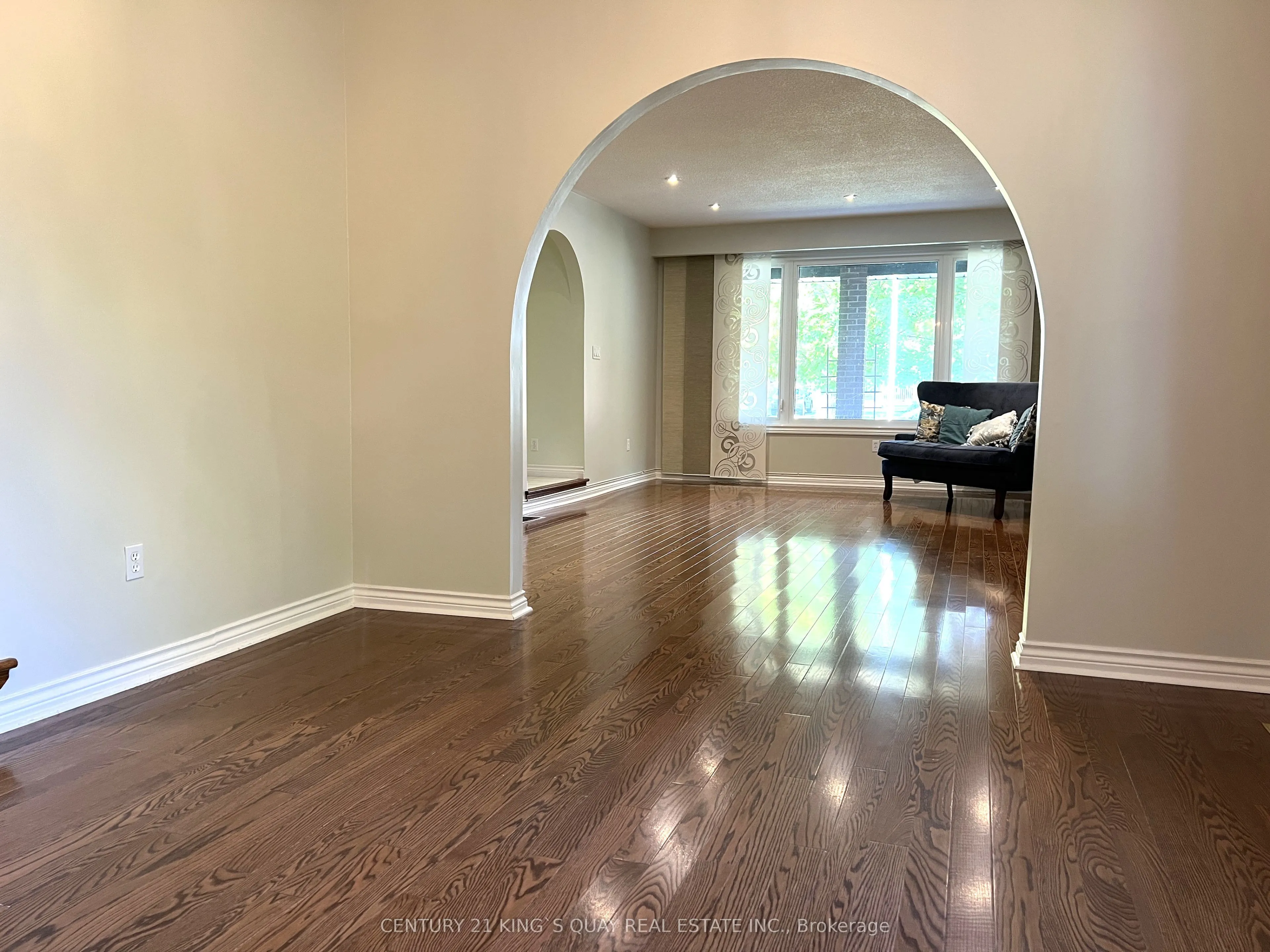 50 Bedford Park Avenue