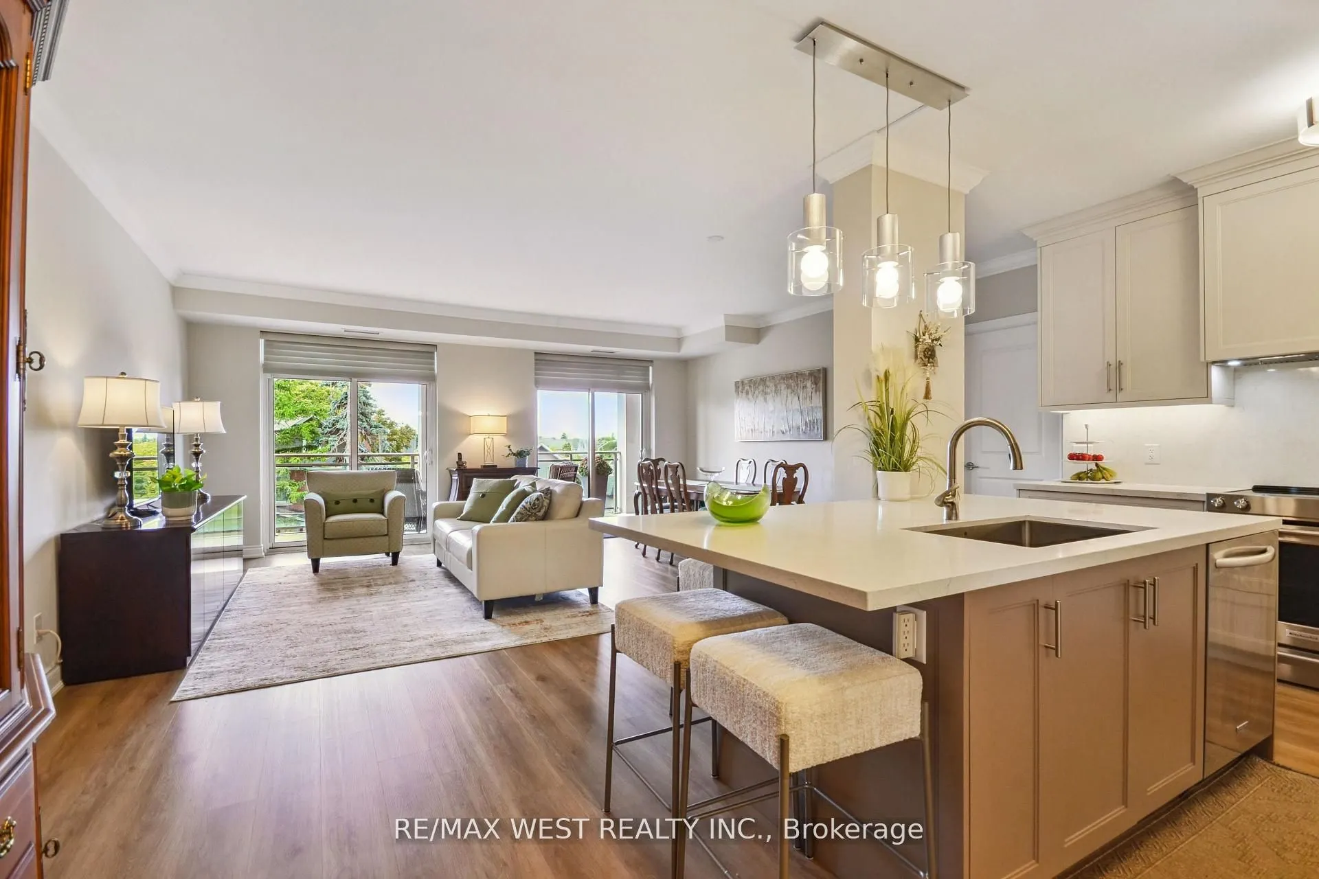 281 Woodbridge Avenue, #321