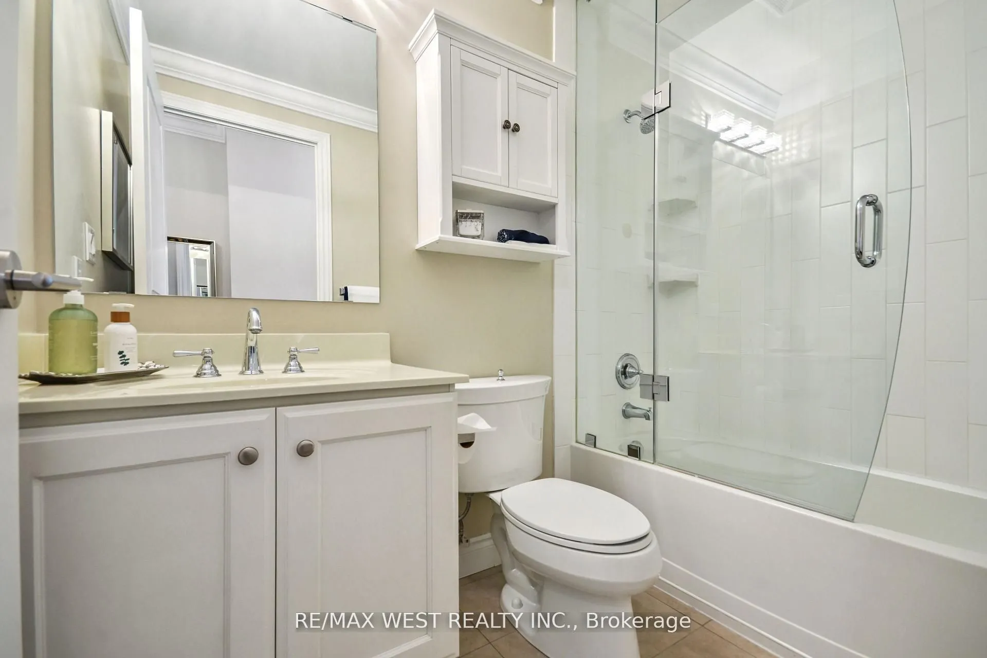 281 Woodbridge Avenue, #321