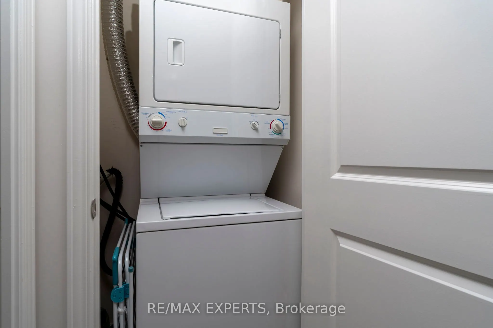 9225 Jane Street, #515