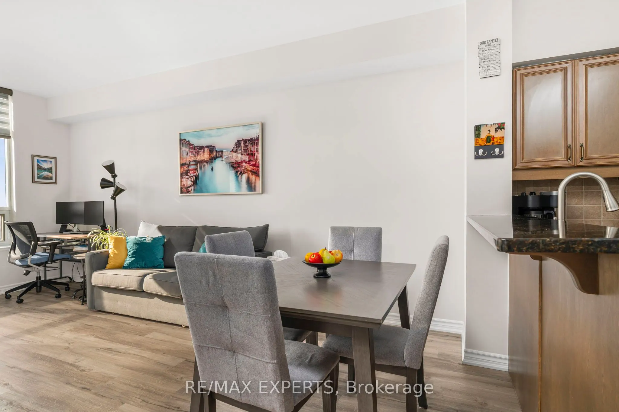 9225 Jane Street, #515