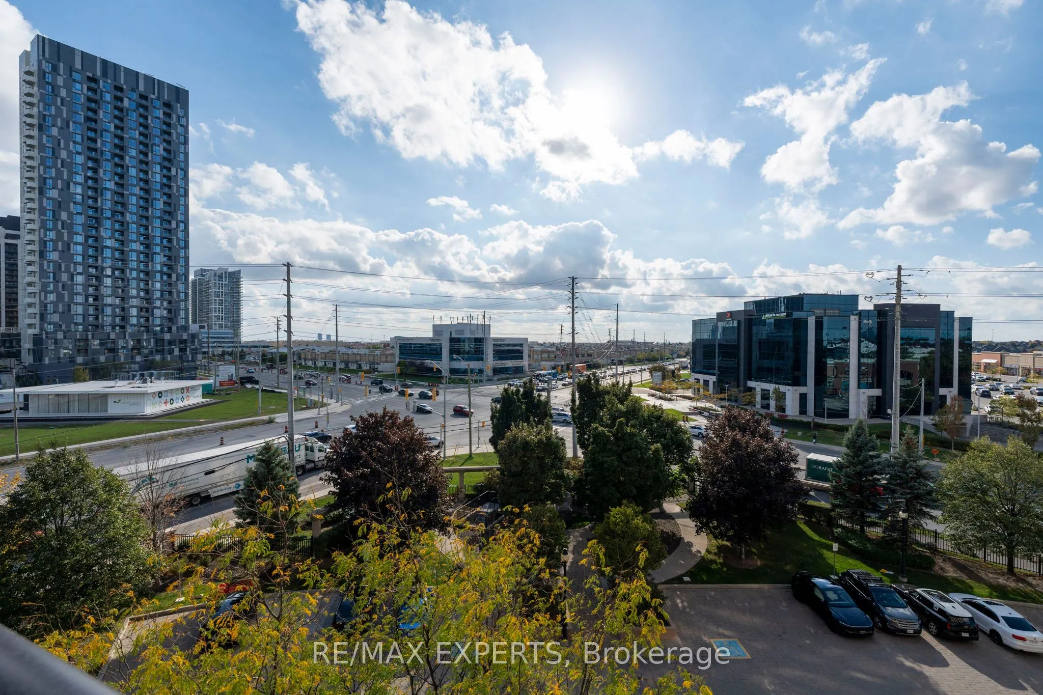 9225 Jane Street, #515