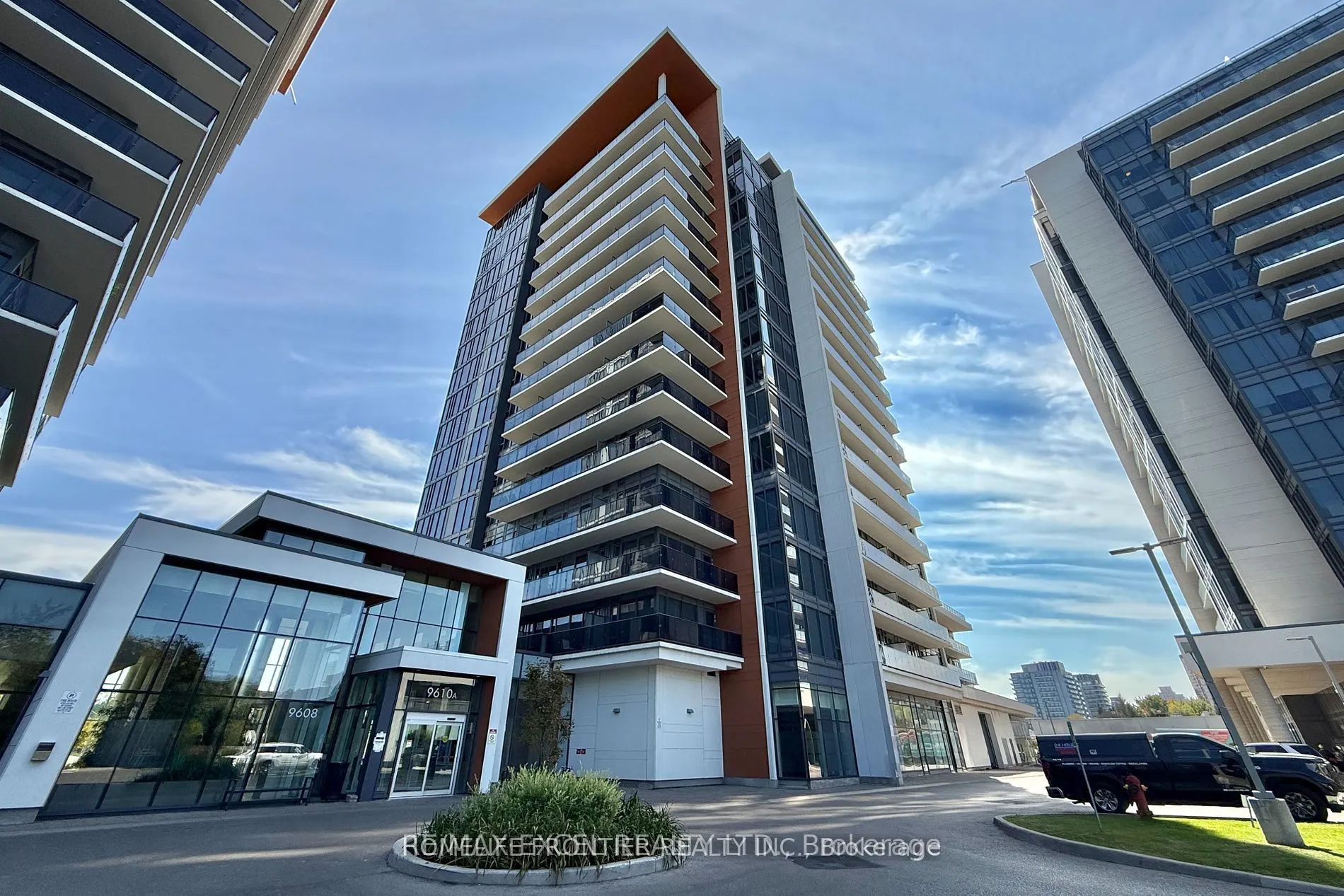 9600 Yonge Street, #606