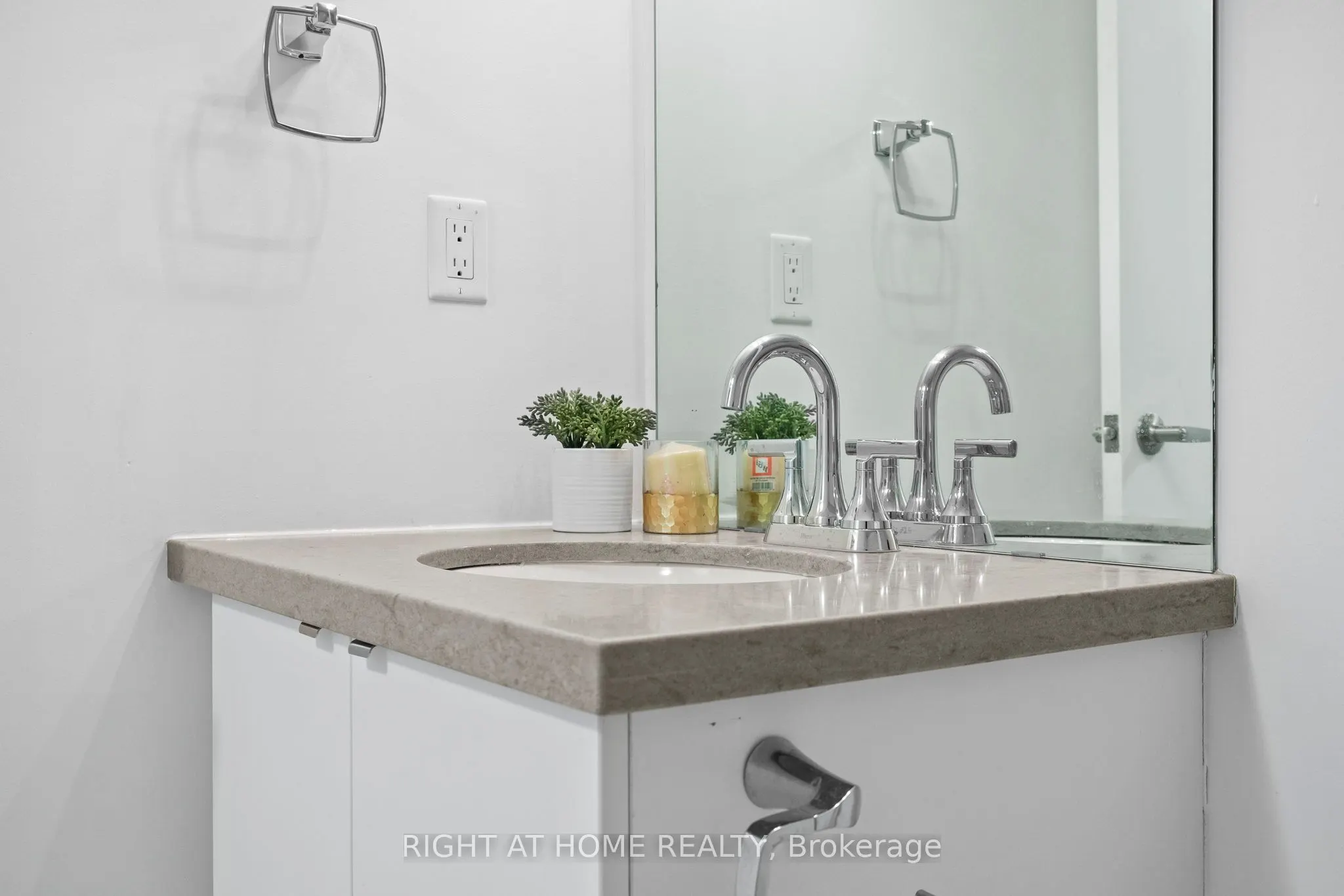 300 Alex Gardner Circle E, #59