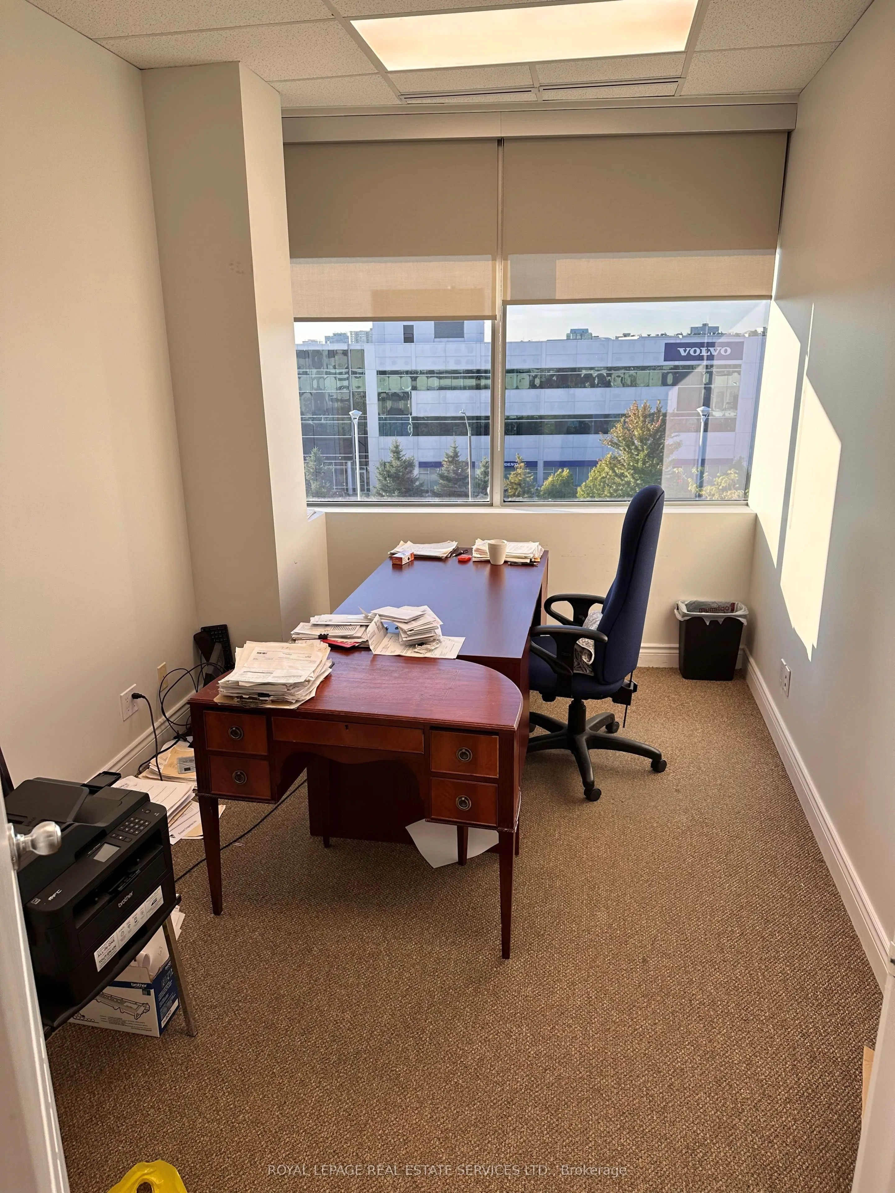 9140 Leslie Street, #411