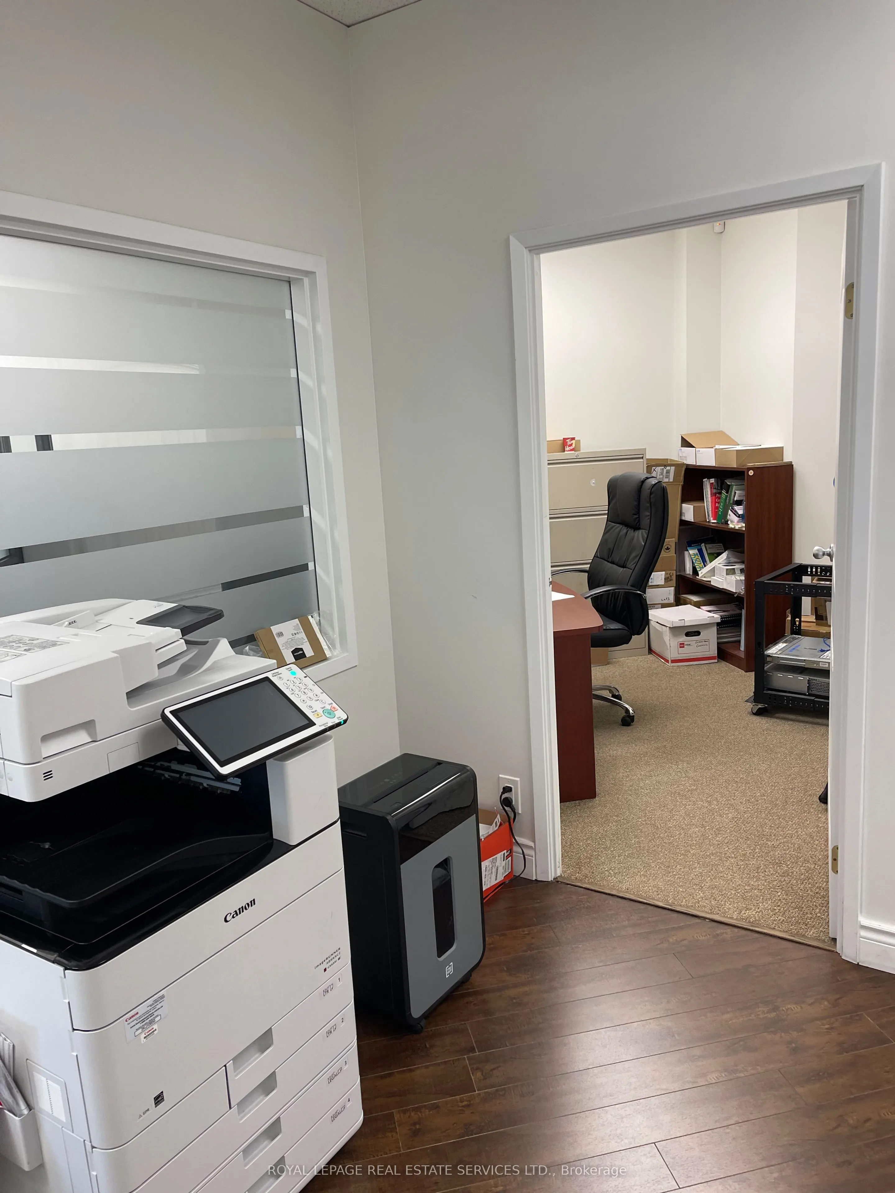 9140 Leslie Street, #411