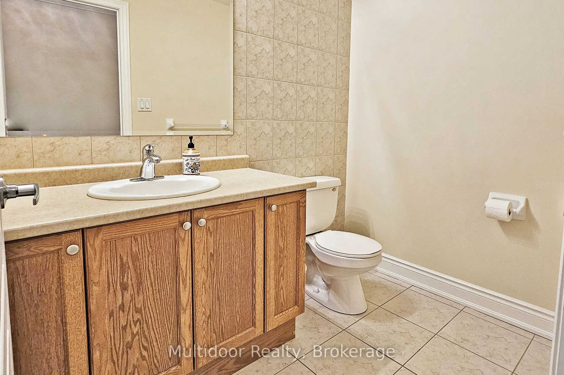 9901 KEELE Street, #203