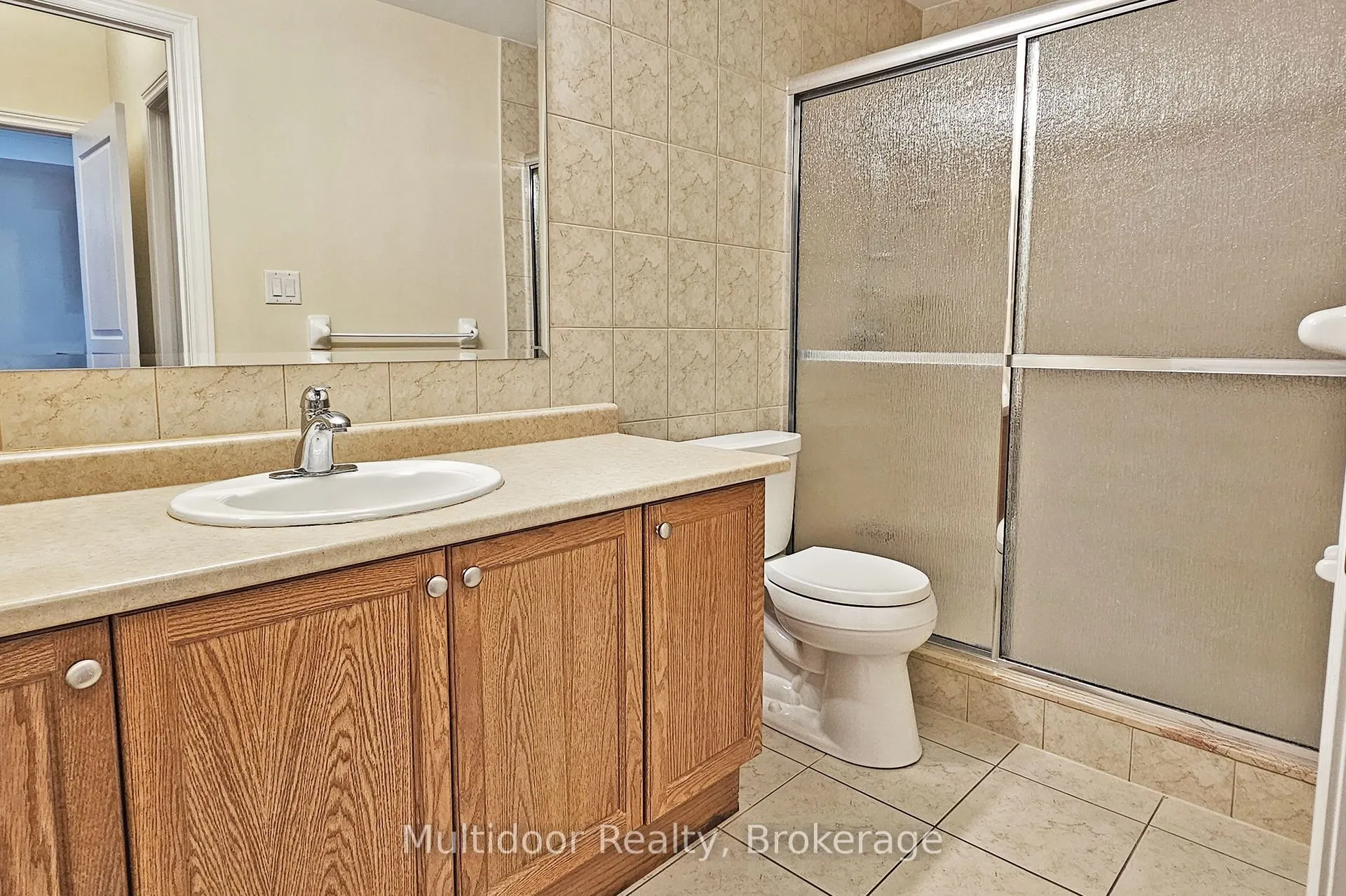 9901 KEELE Street, #203