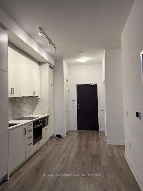 60 Honeycrisp Crescent, #1615