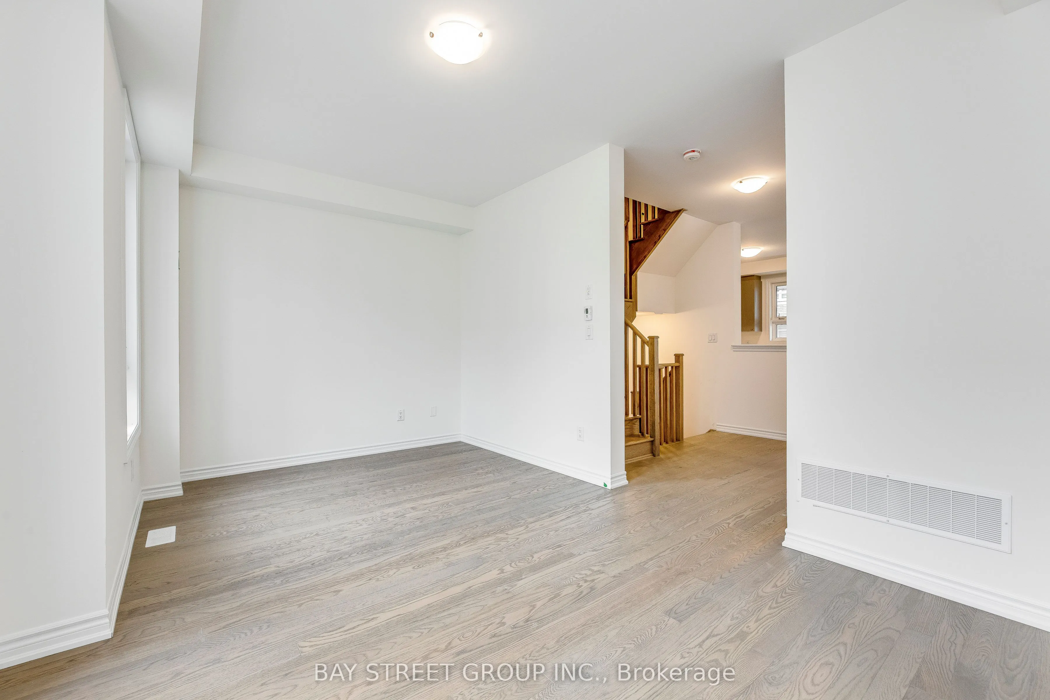 11 Massachusetts Lane