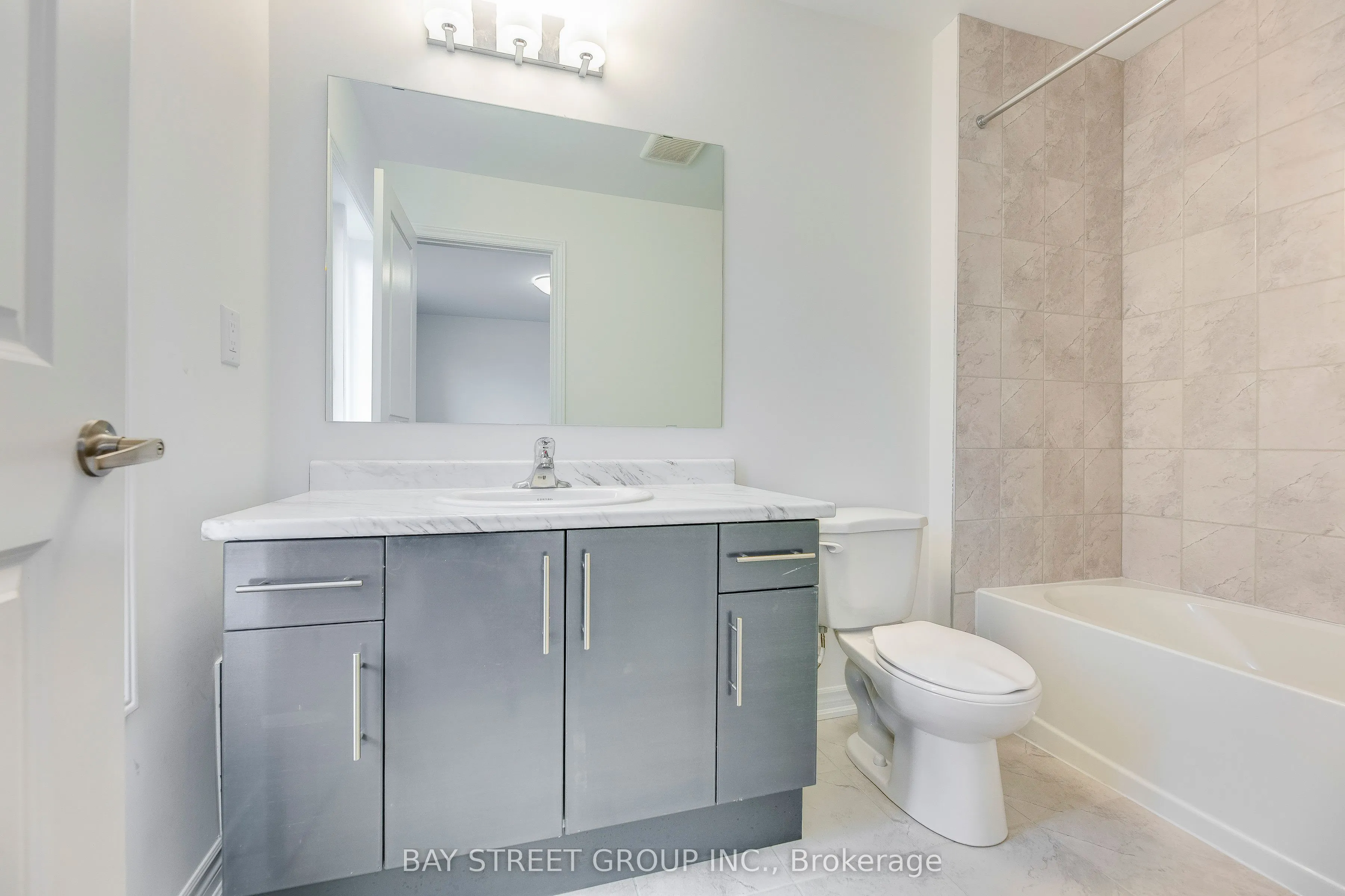 11 Massachusetts Lane