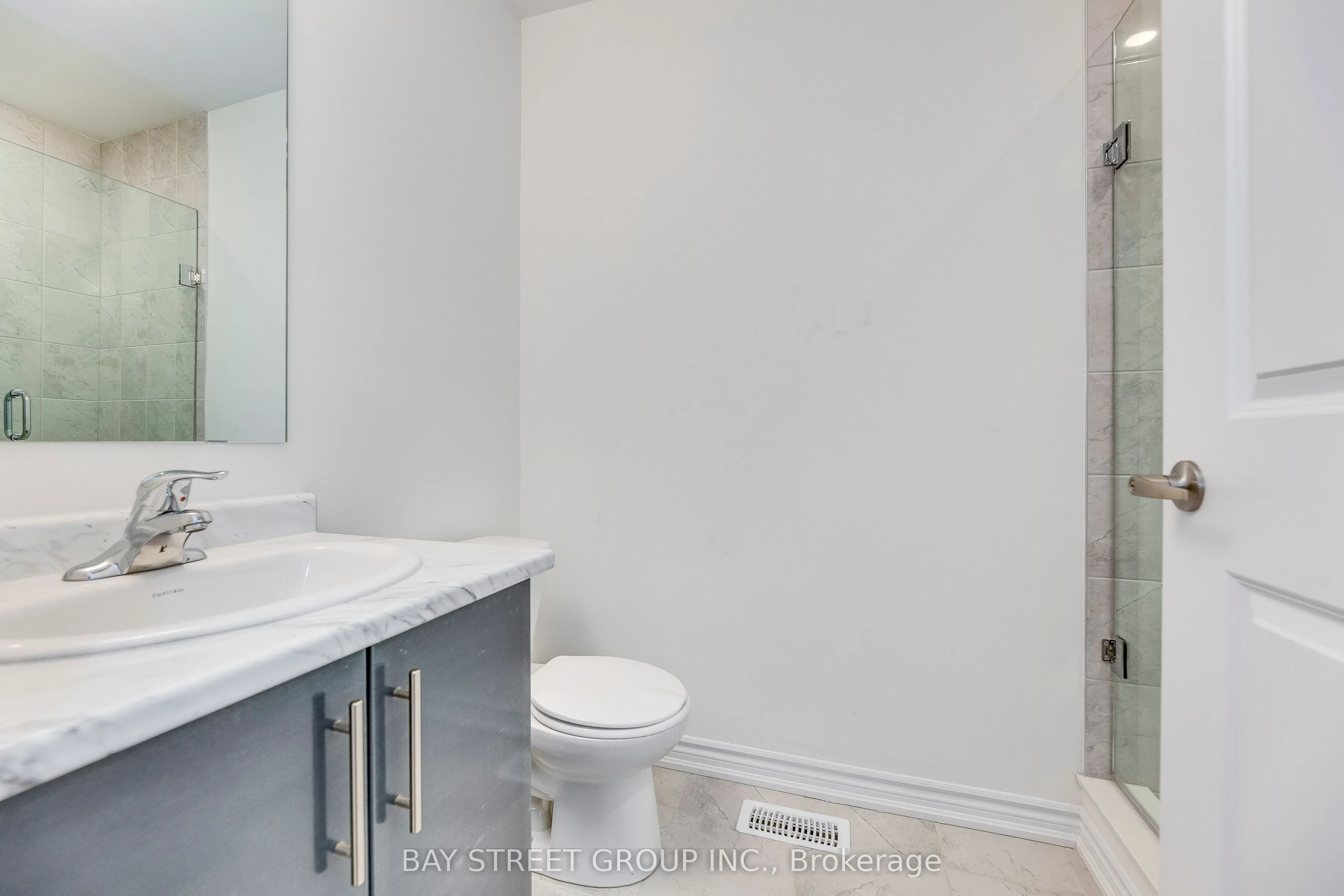 11 Massachusetts Lane