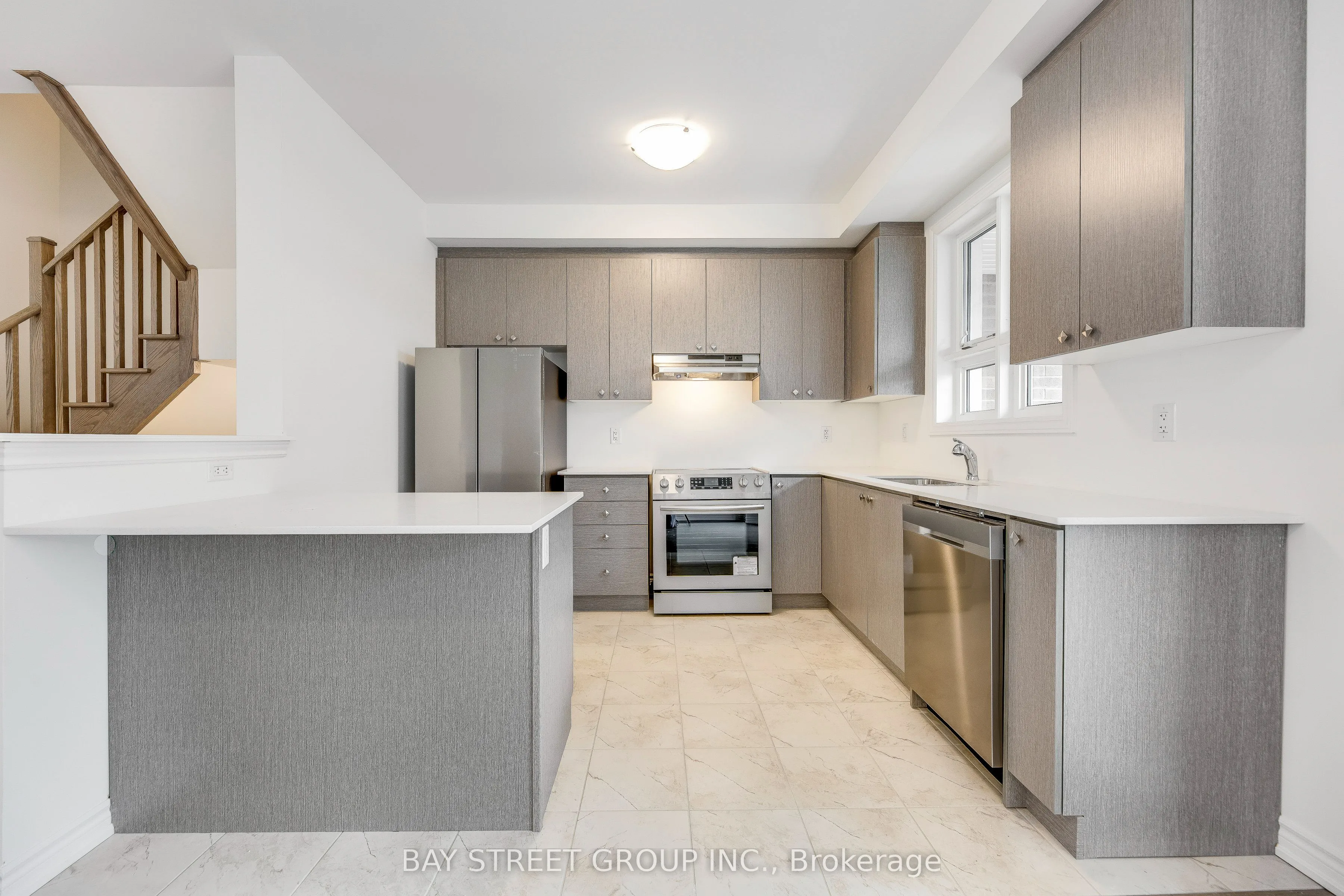 11 Massachusetts Lane