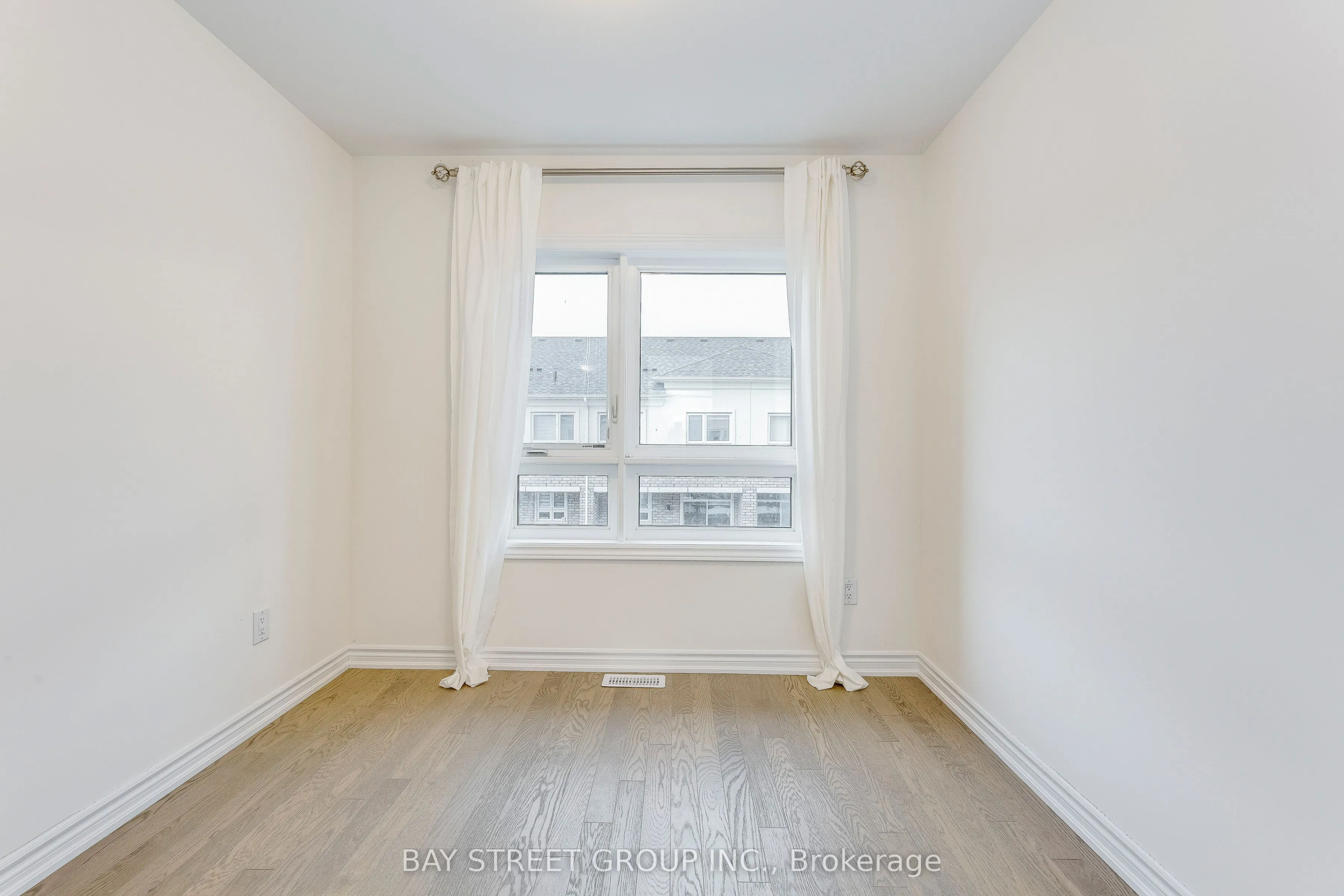 11 Massachusetts Lane