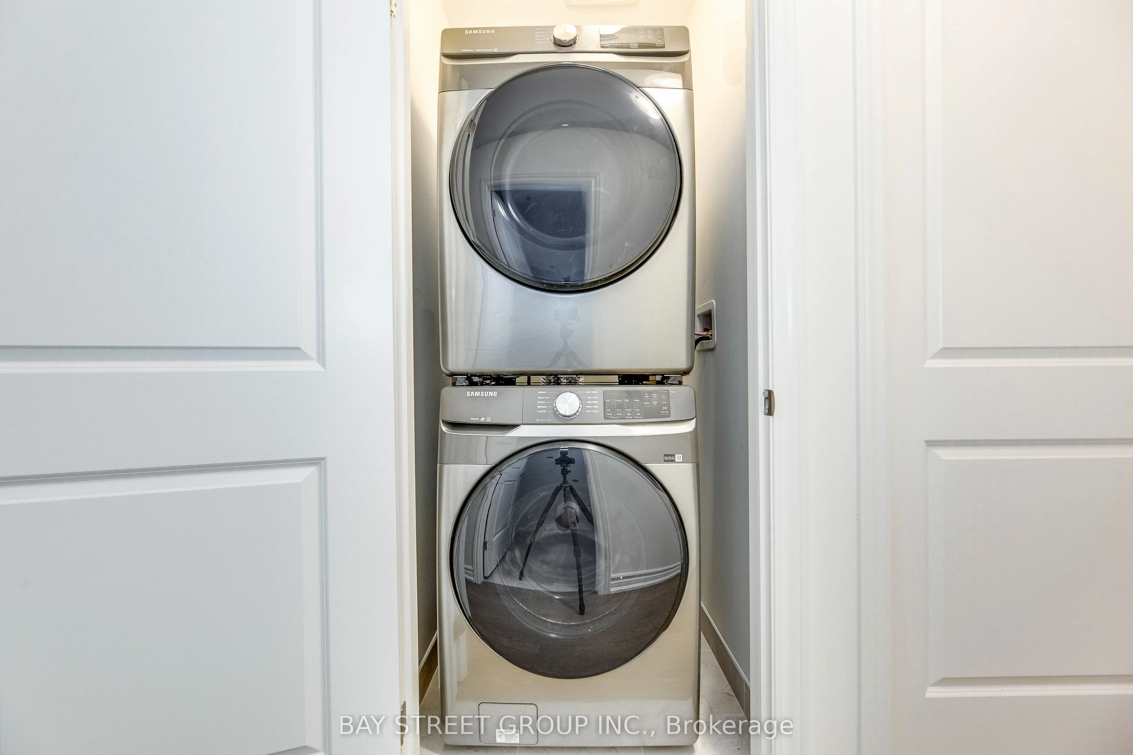 11 Massachusetts Lane