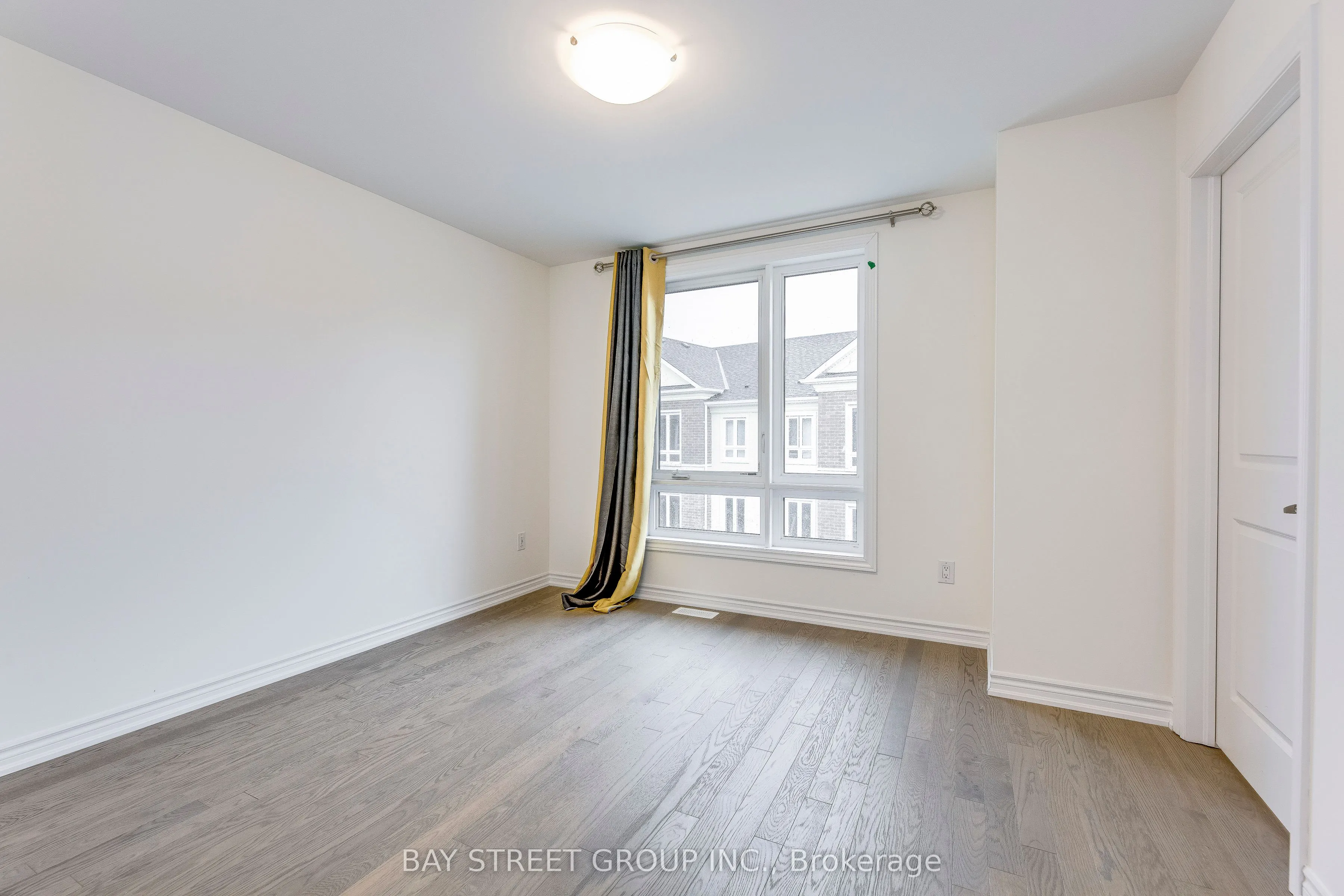 11 Massachusetts Lane