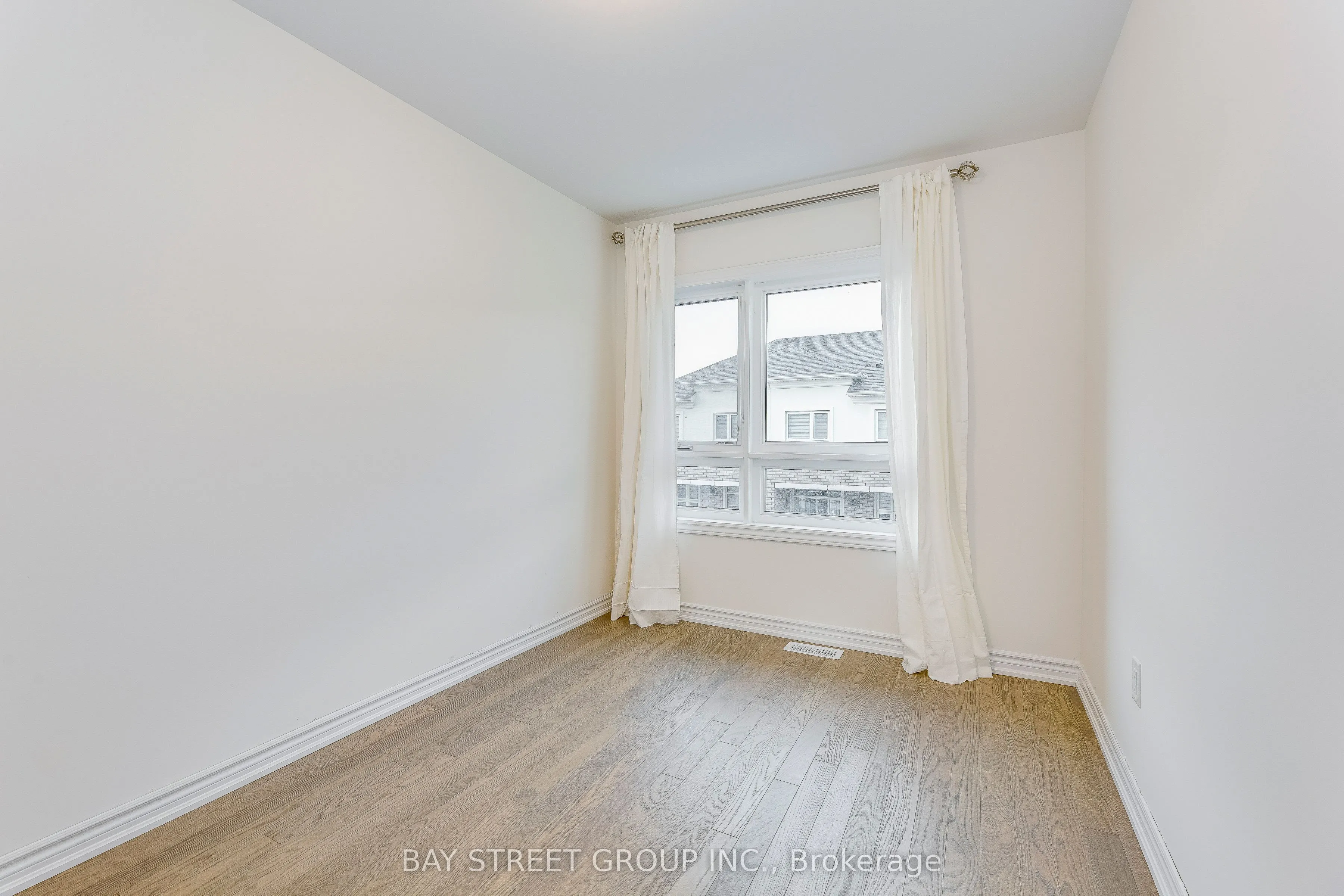 11 Massachusetts Lane