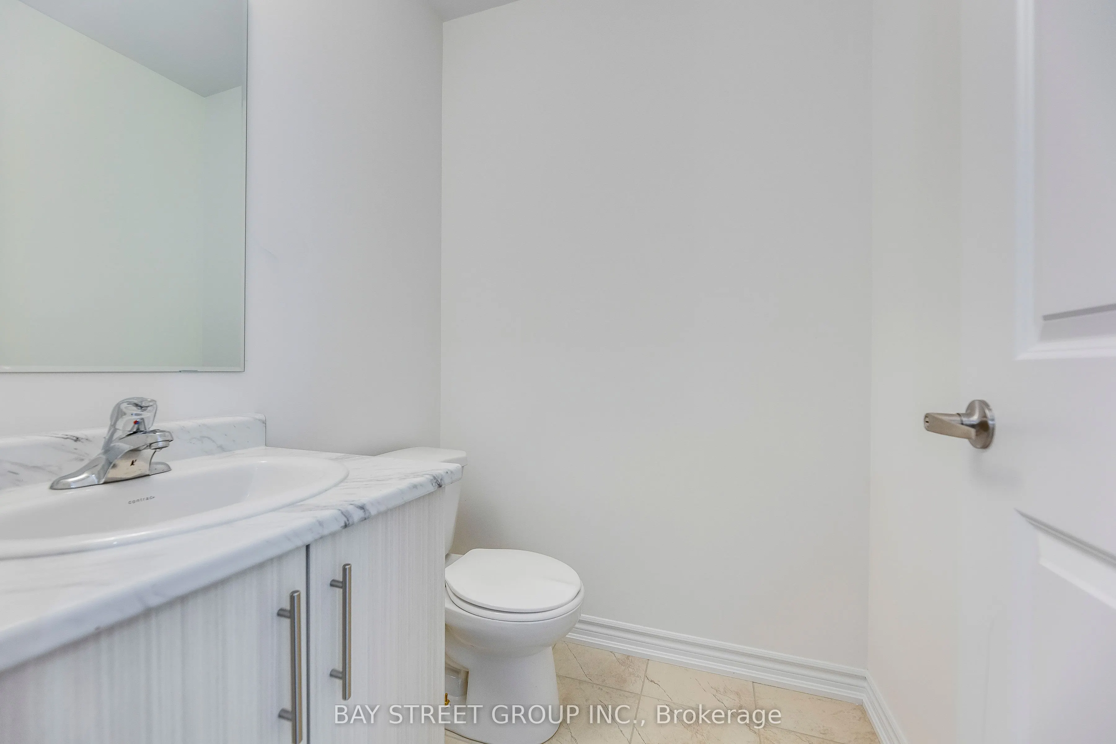 11 Massachusetts Lane