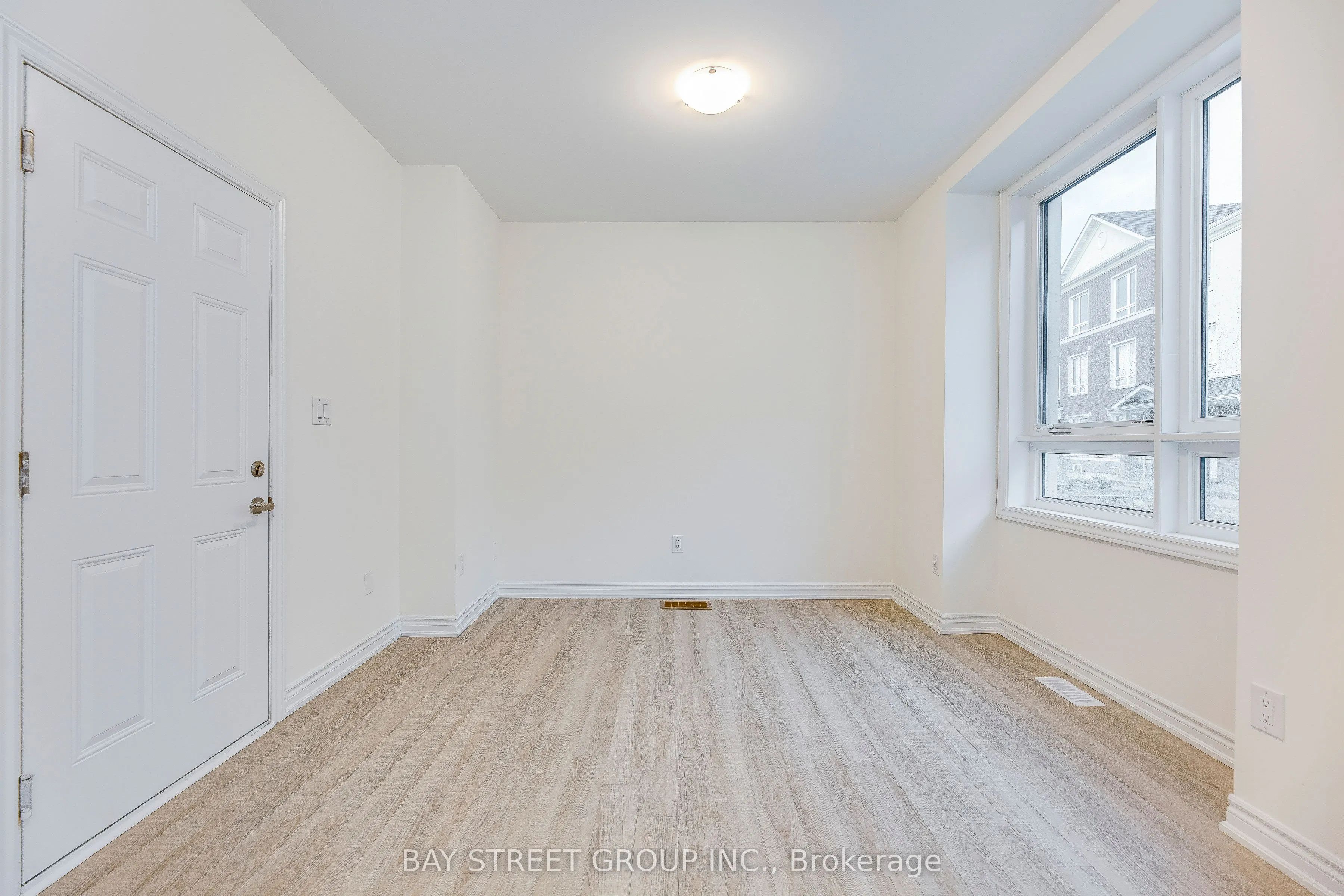 11 Massachusetts Lane