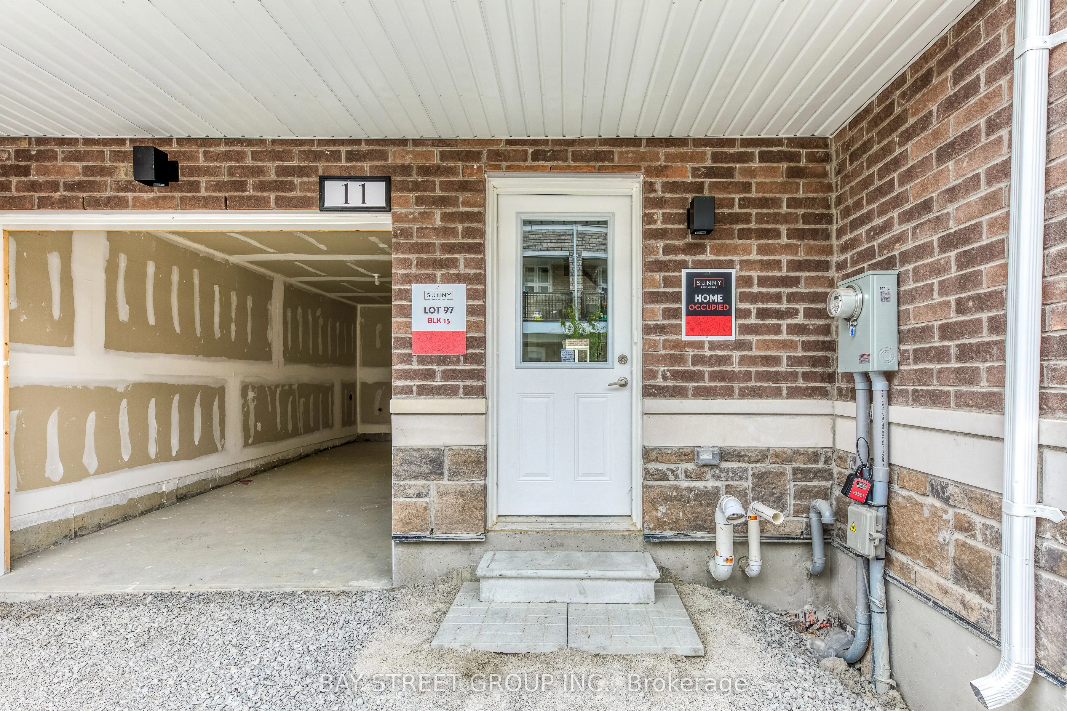 11 Massachusetts Lane