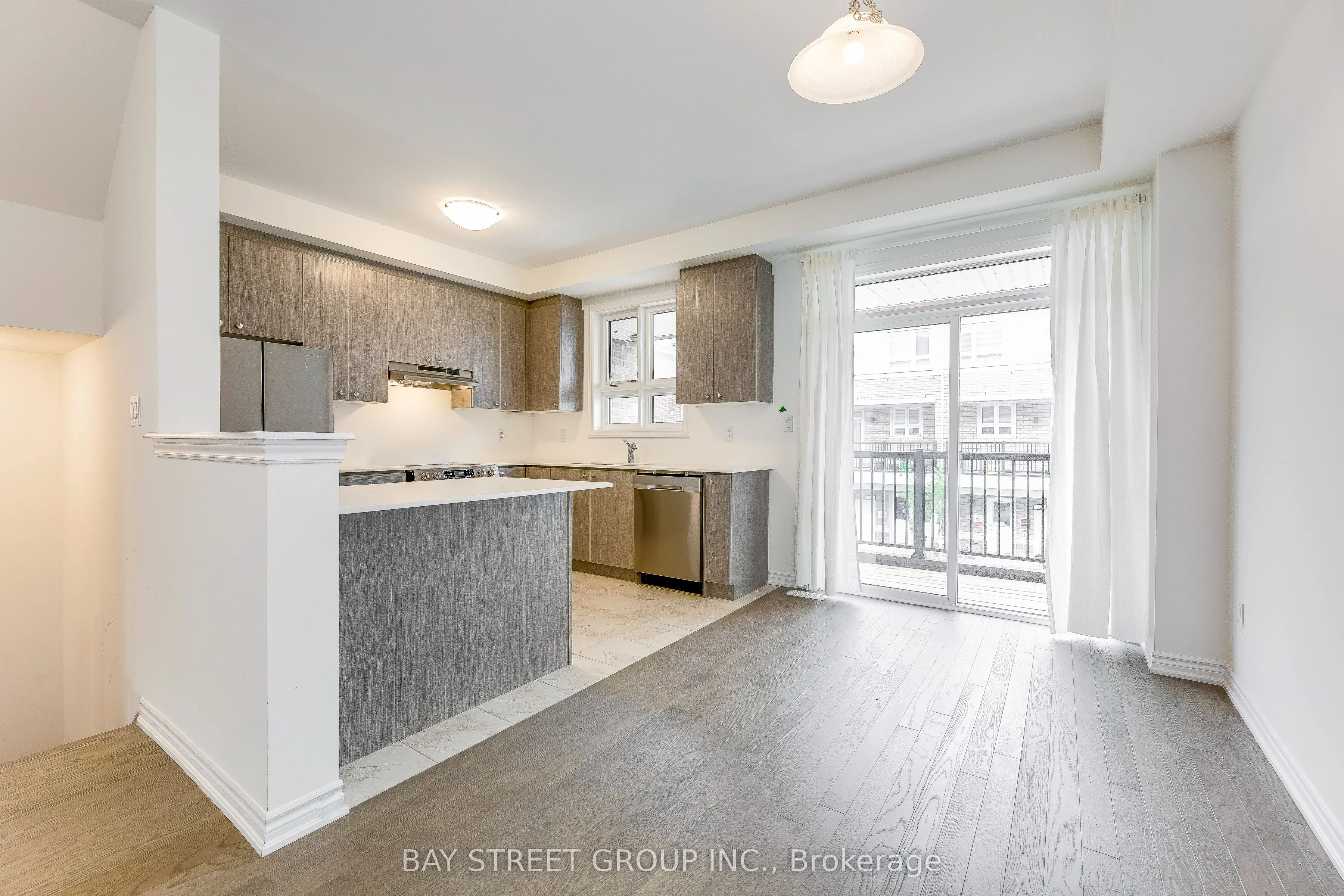 11 Massachusetts Lane