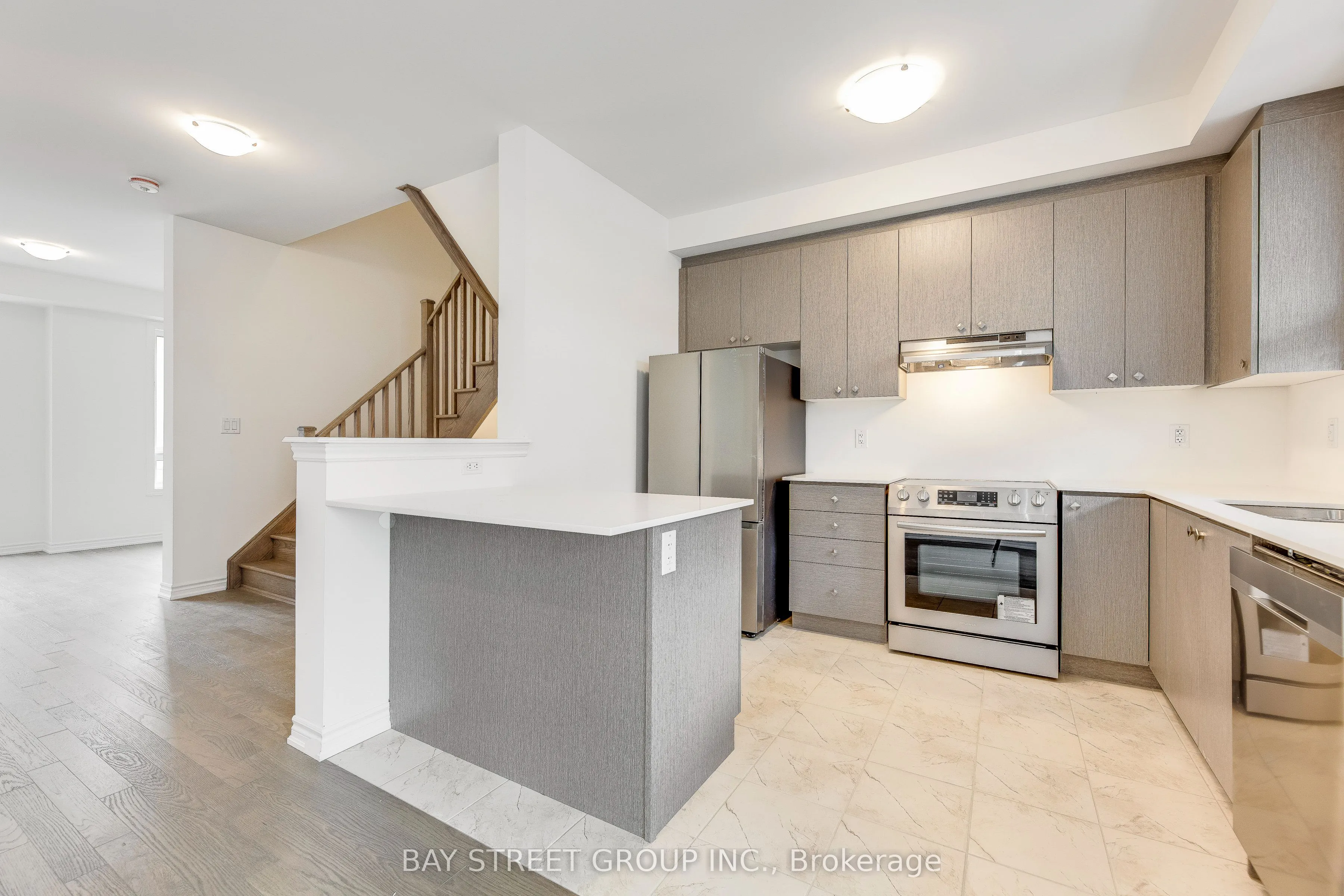 11 Massachusetts Lane