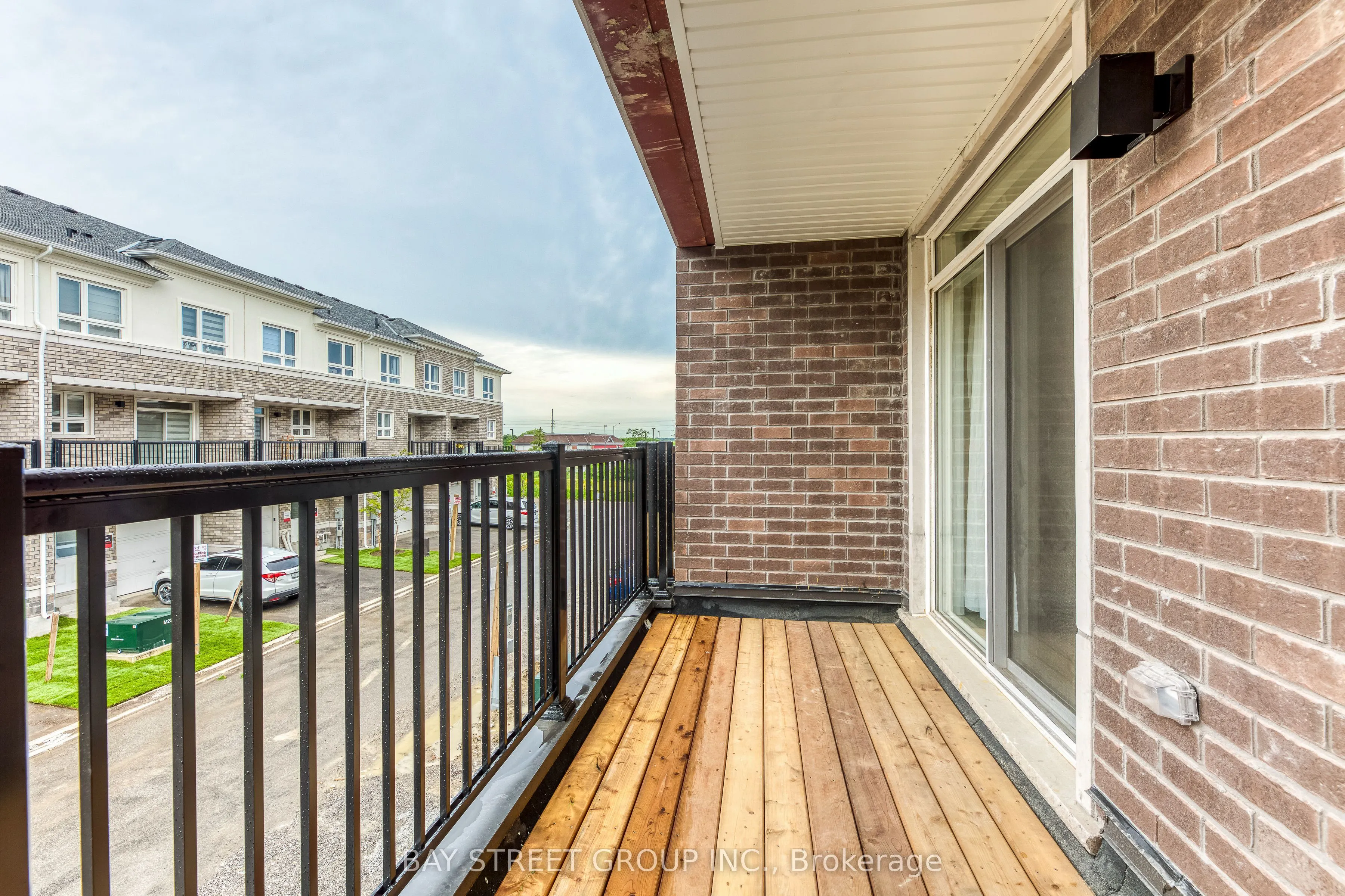 11 Massachusetts Lane