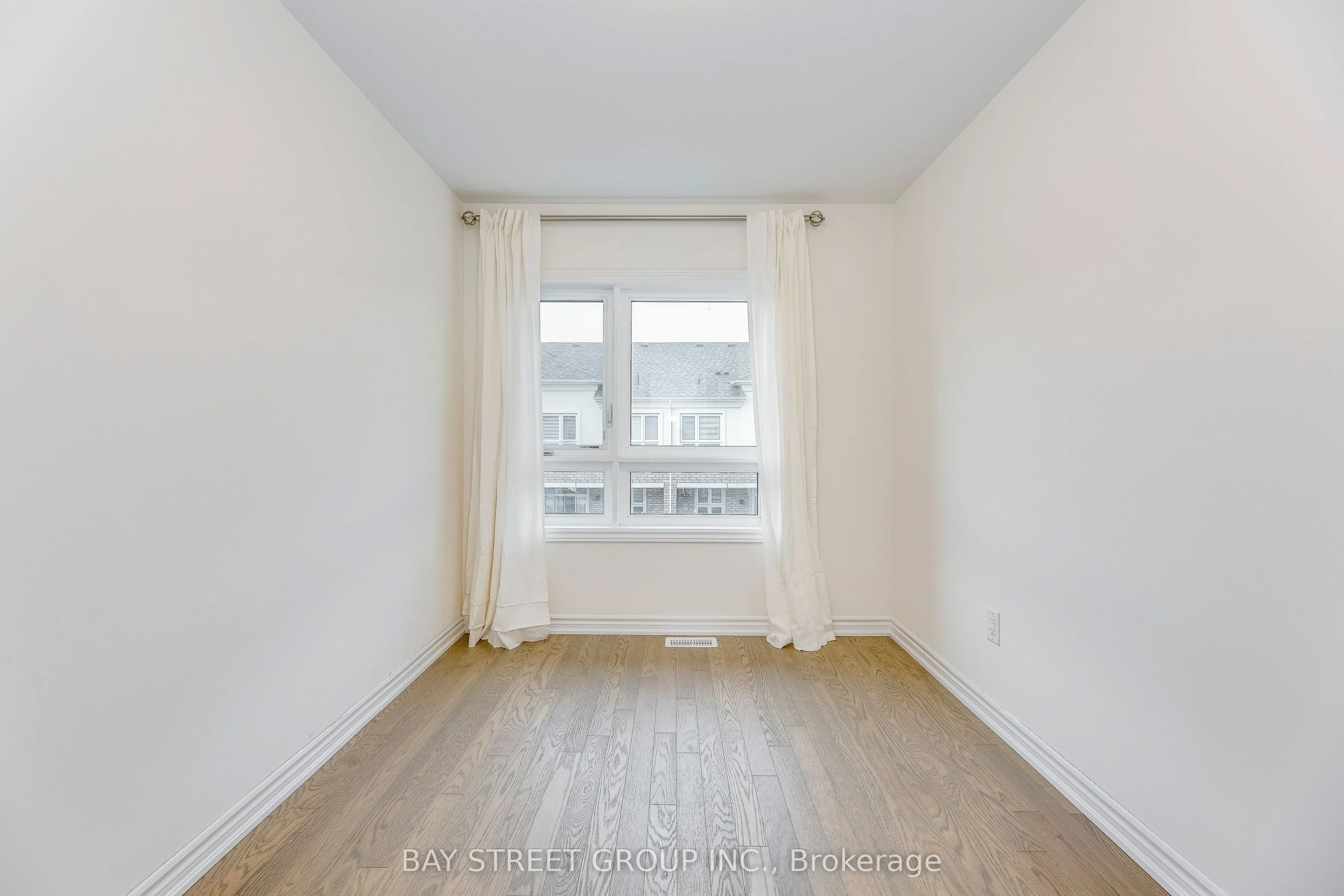 11 Massachusetts Lane