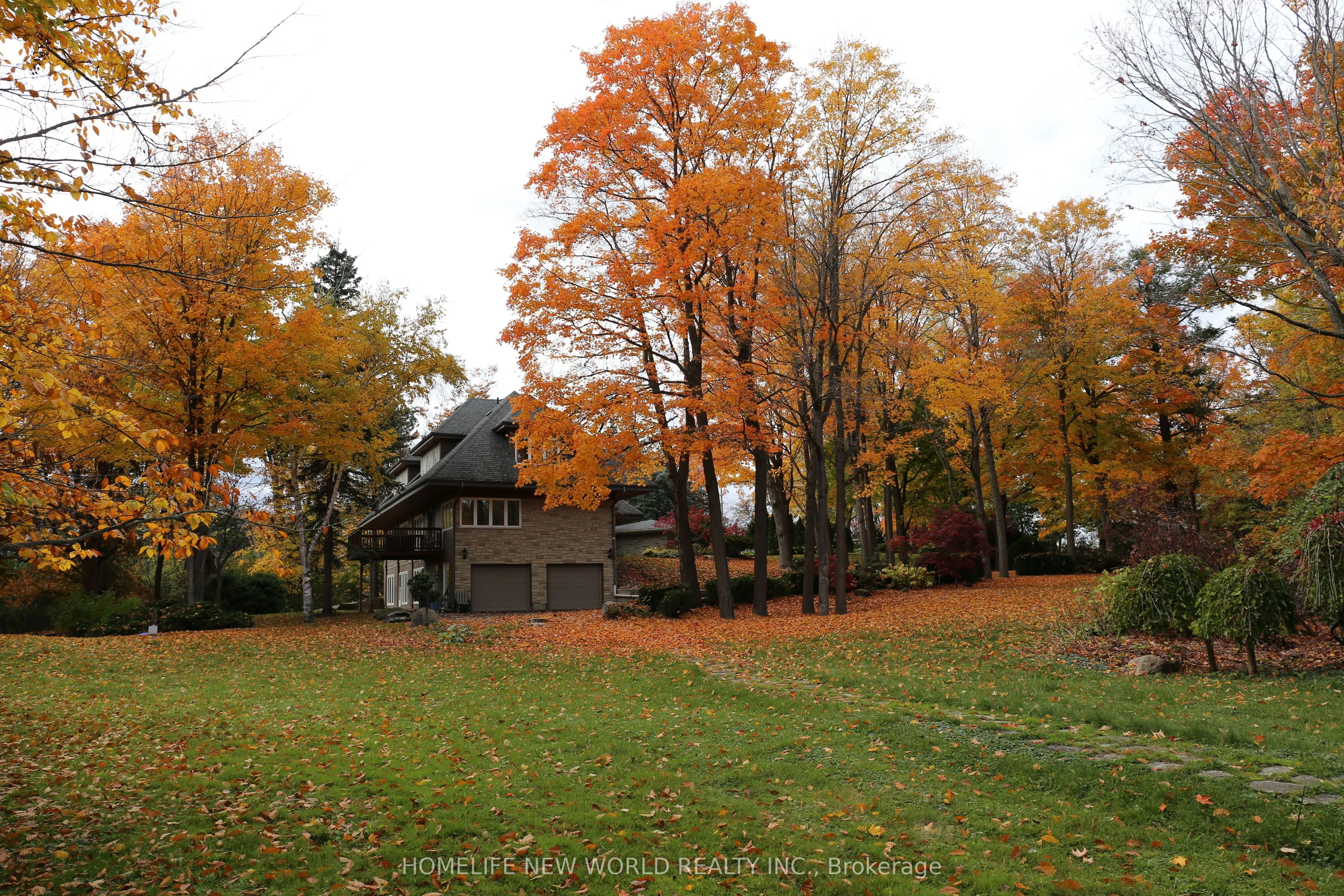 13867 Woodbine Avenue