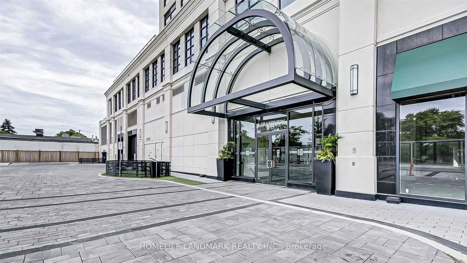 1 Grandview Avenue, #1205