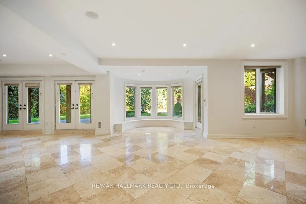 40 Maryvale Crescent