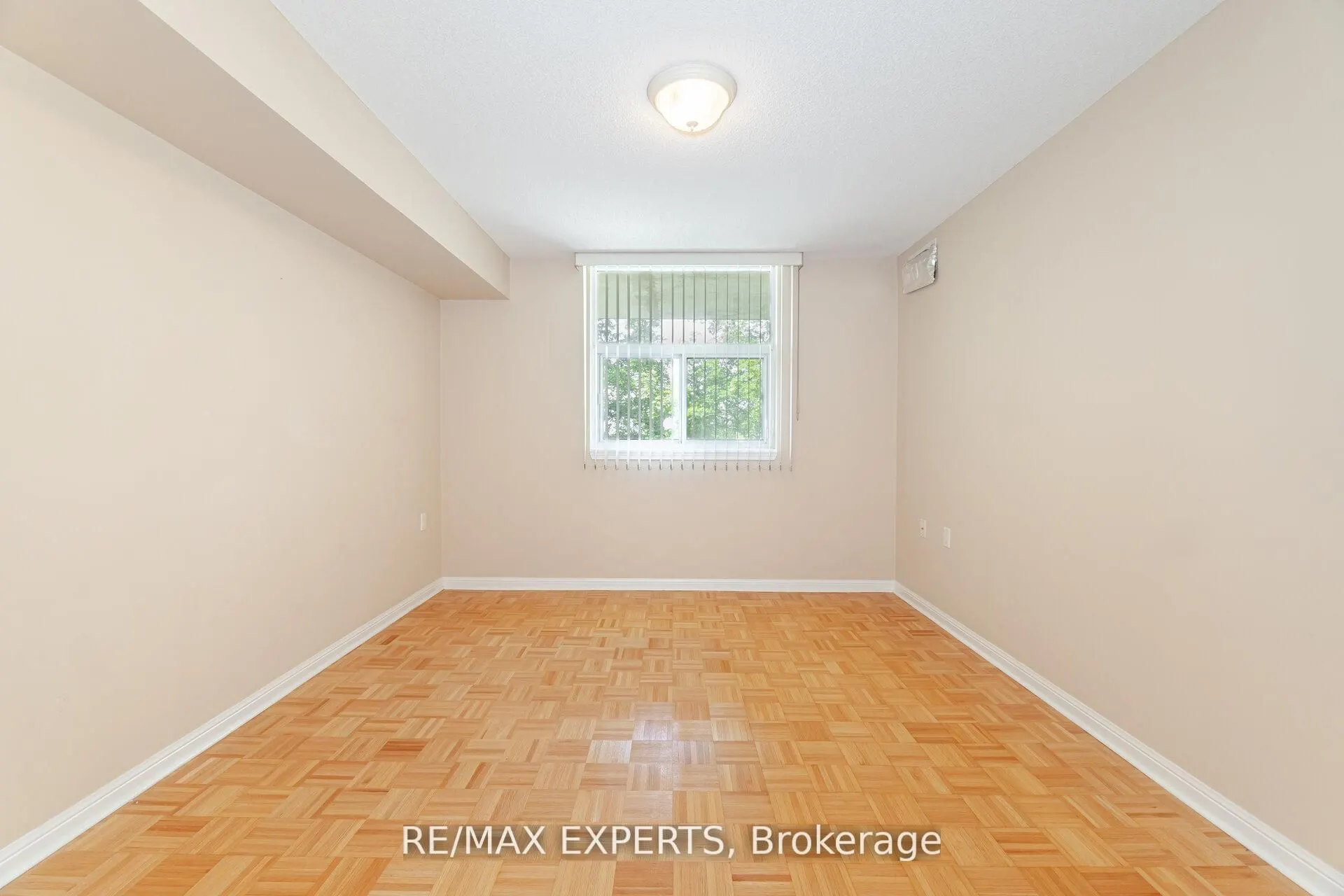 2502 Rutherford Road, #216