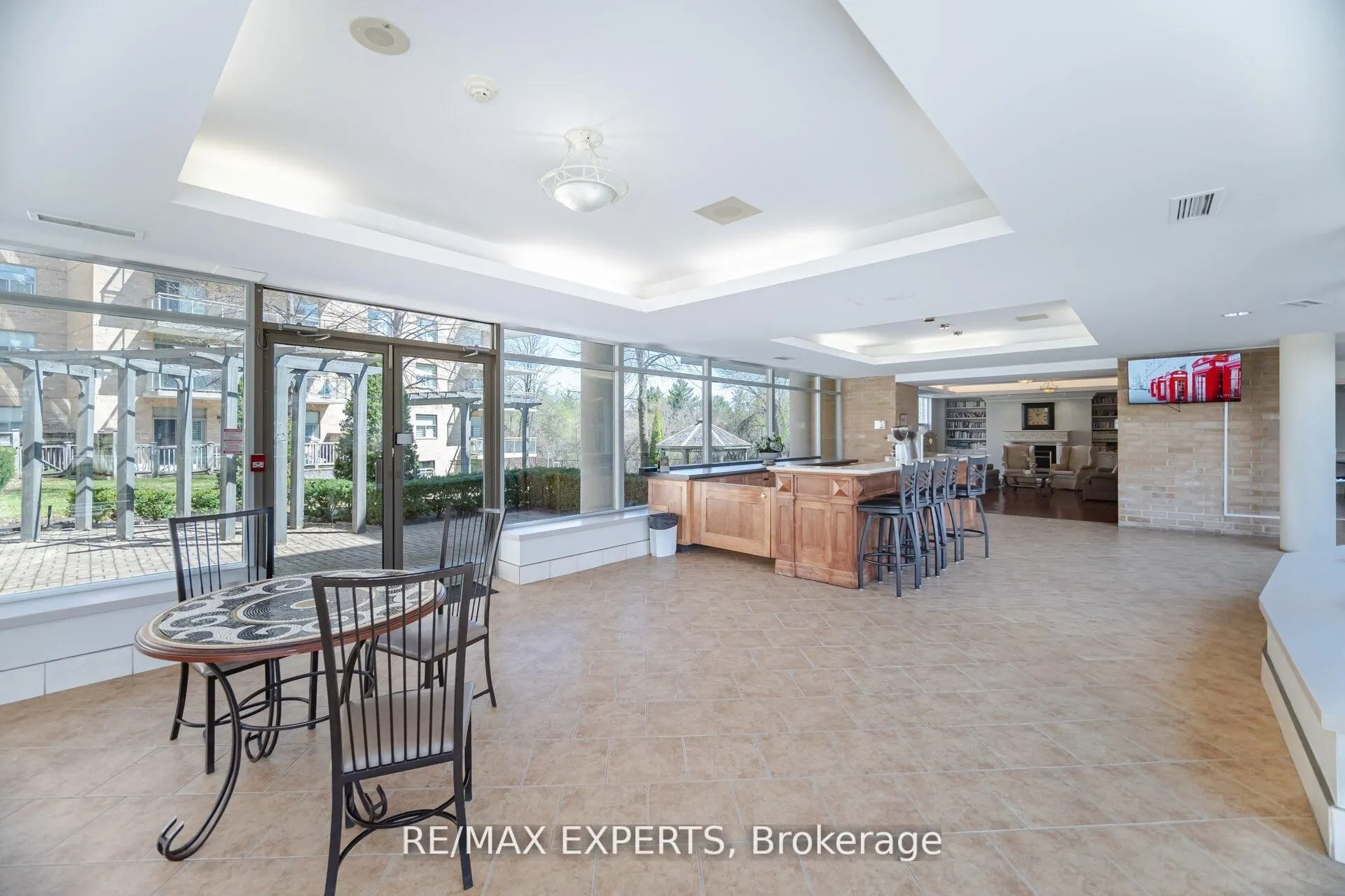 2502 Rutherford Road, #216