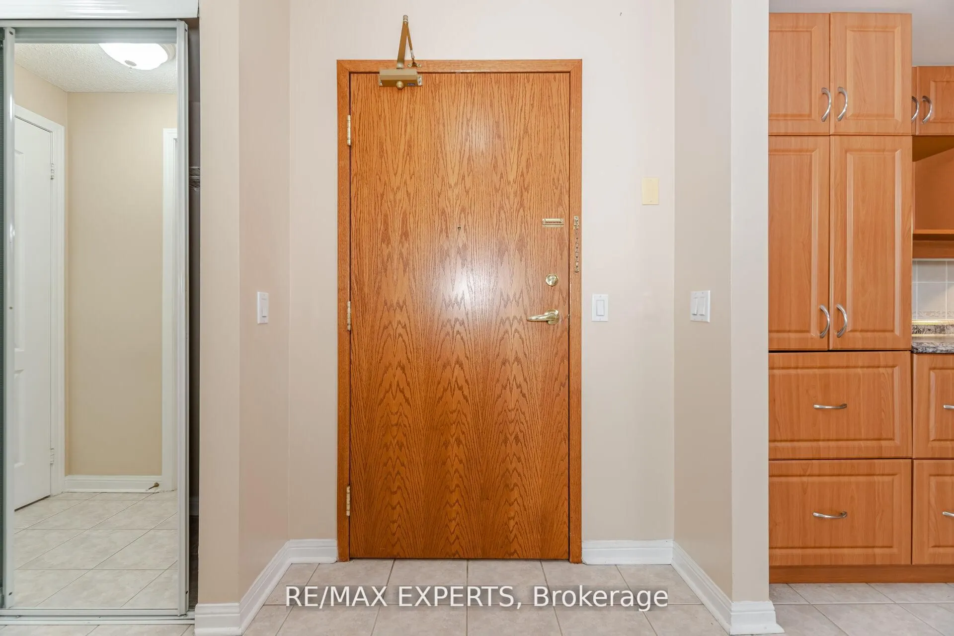 2502 Rutherford Road, #216