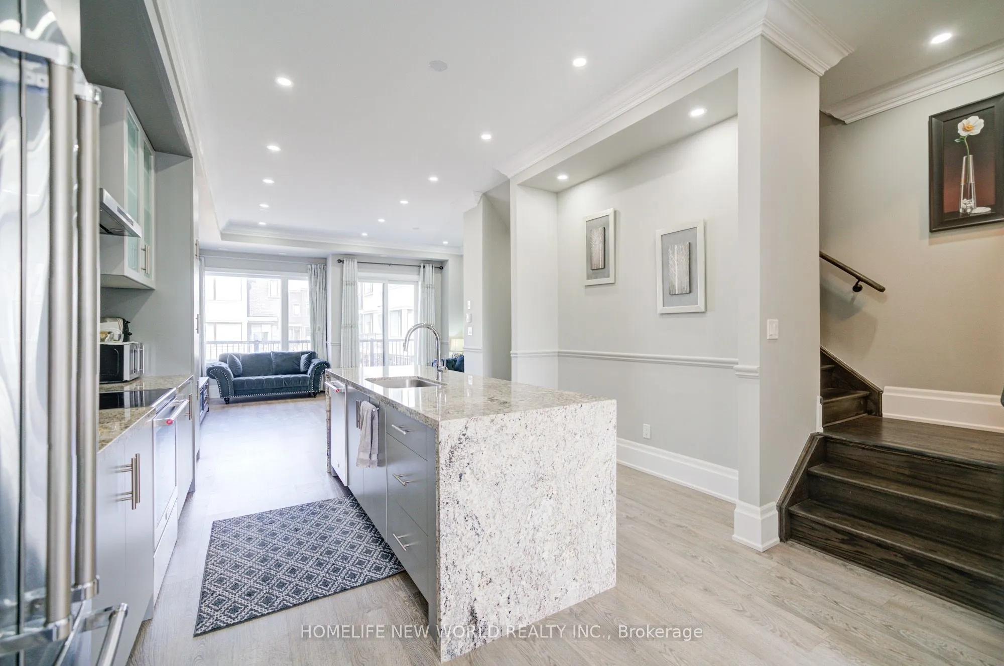 3880 Major Mackenzie Drive