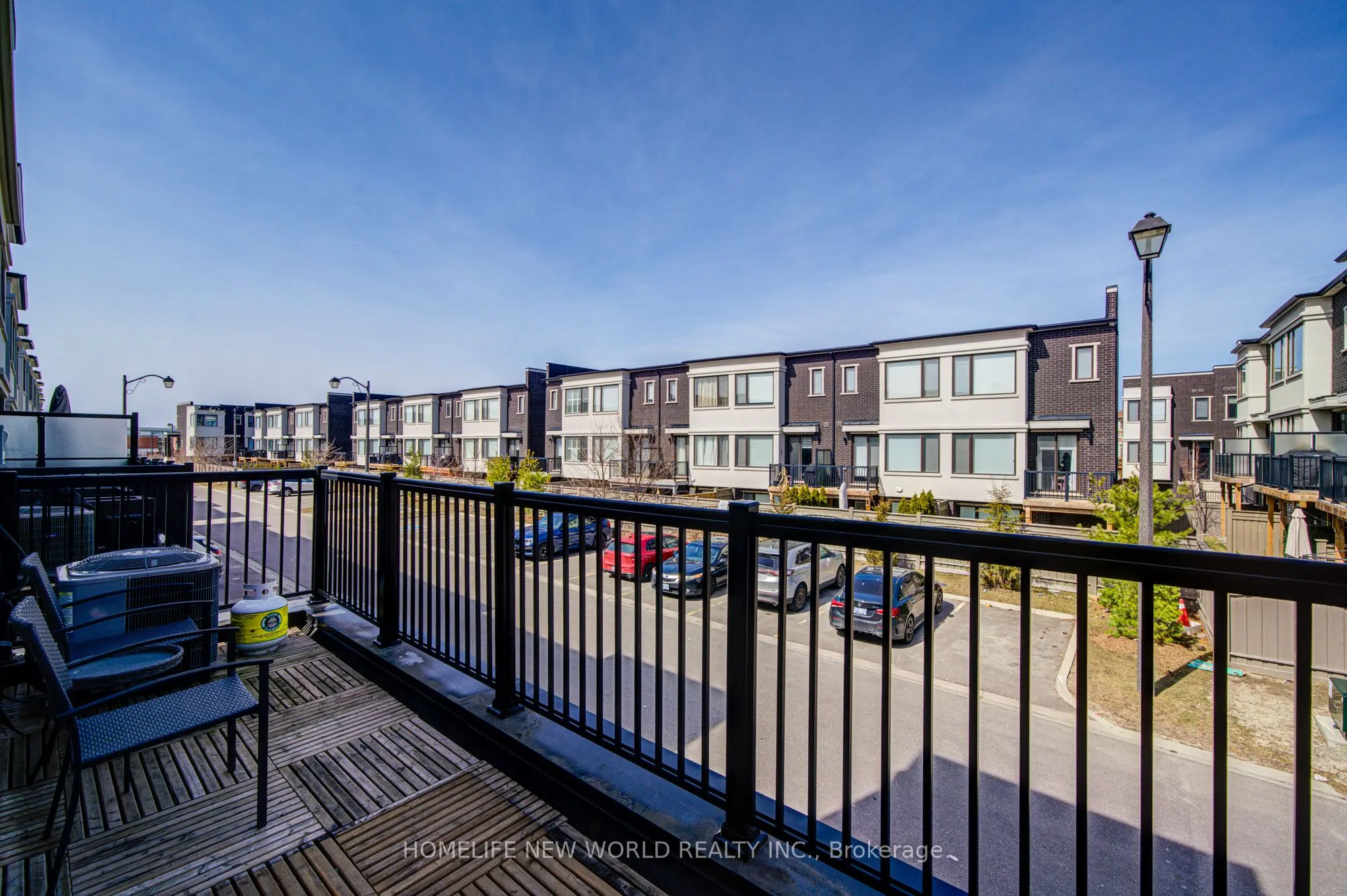 3880 Major Mackenzie Drive