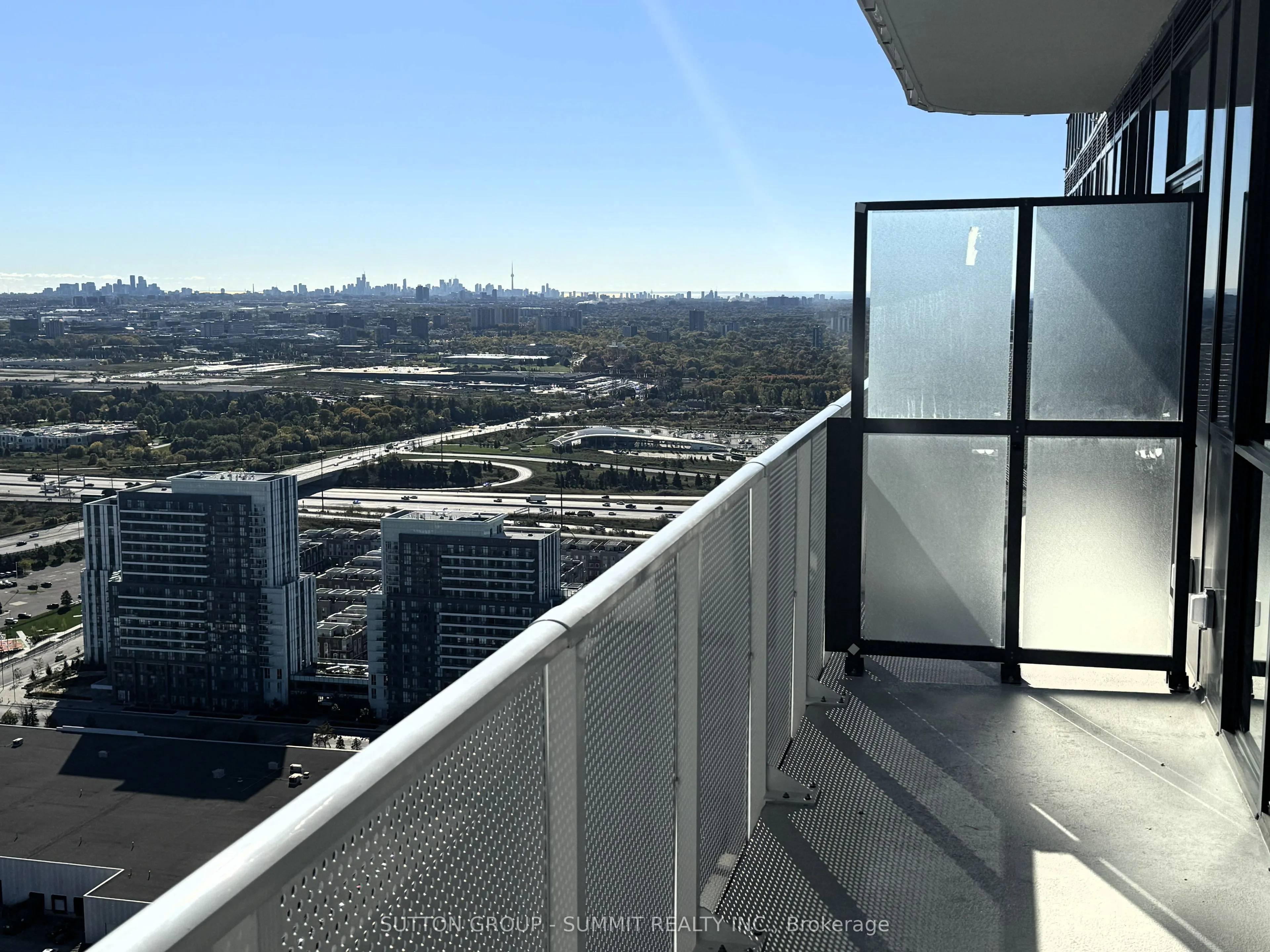 28 Interchange Way, #4608