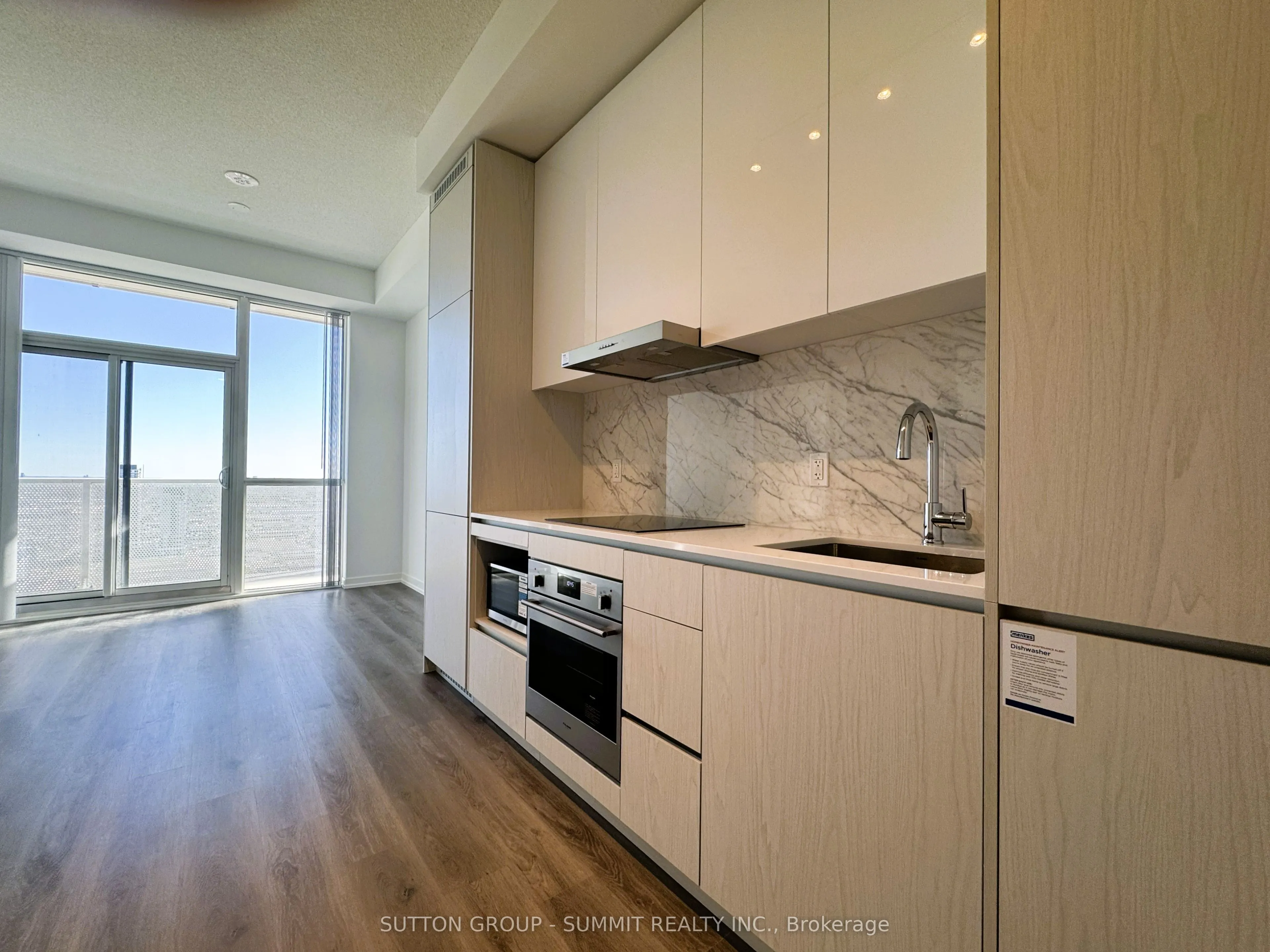 28 Interchange Way, #4608