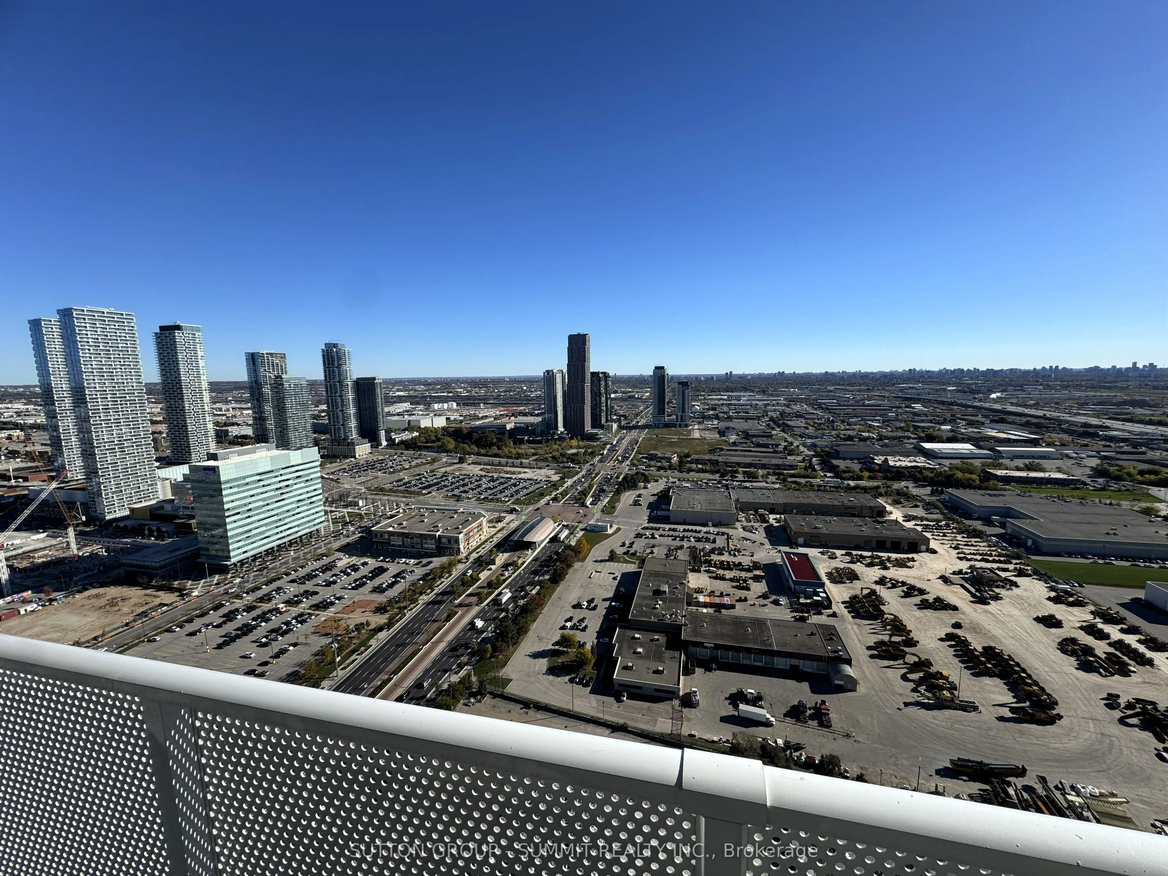 28 Interchange Way, #4608