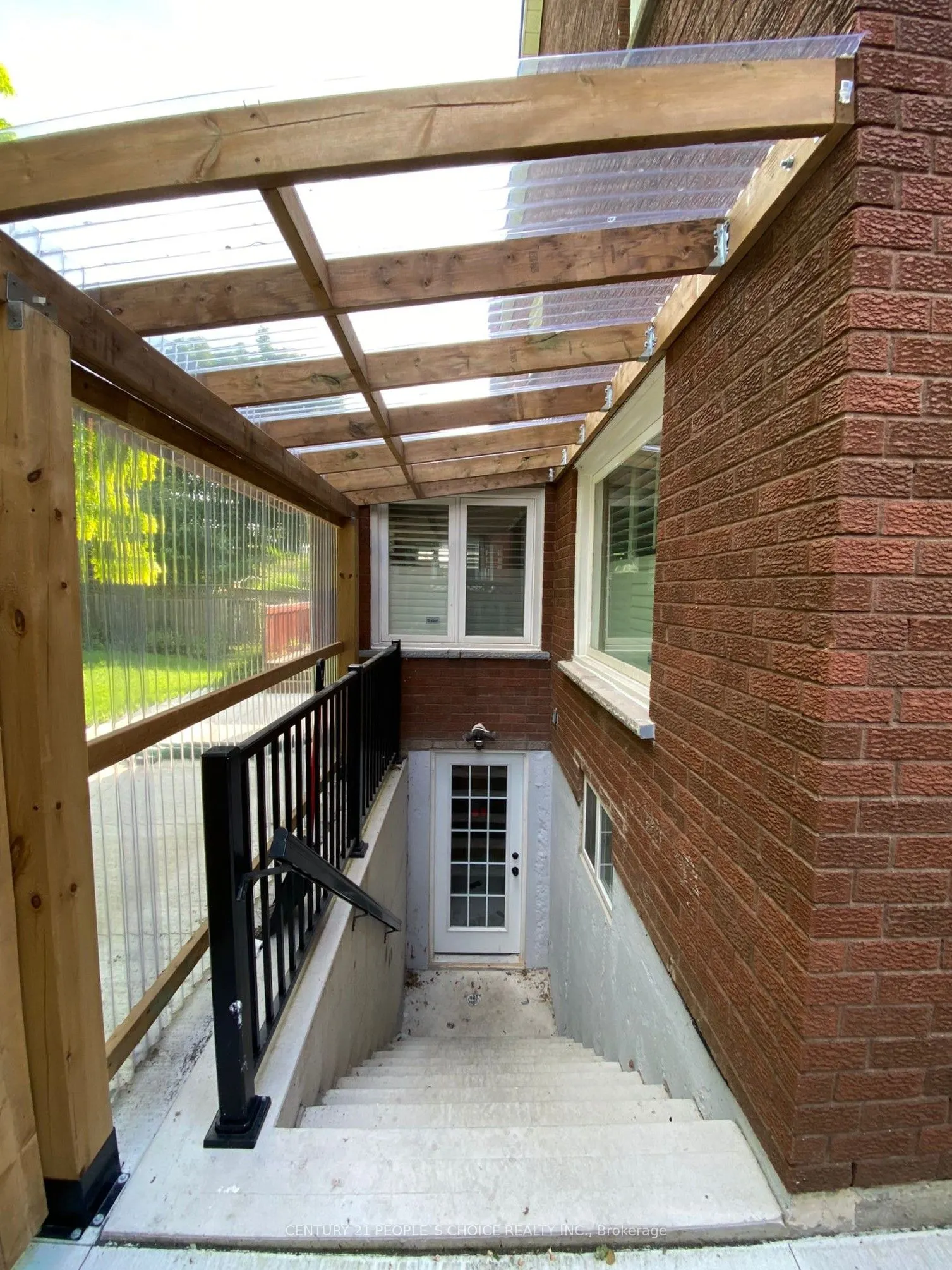 35 Hewlett Crescent, #Bsmt