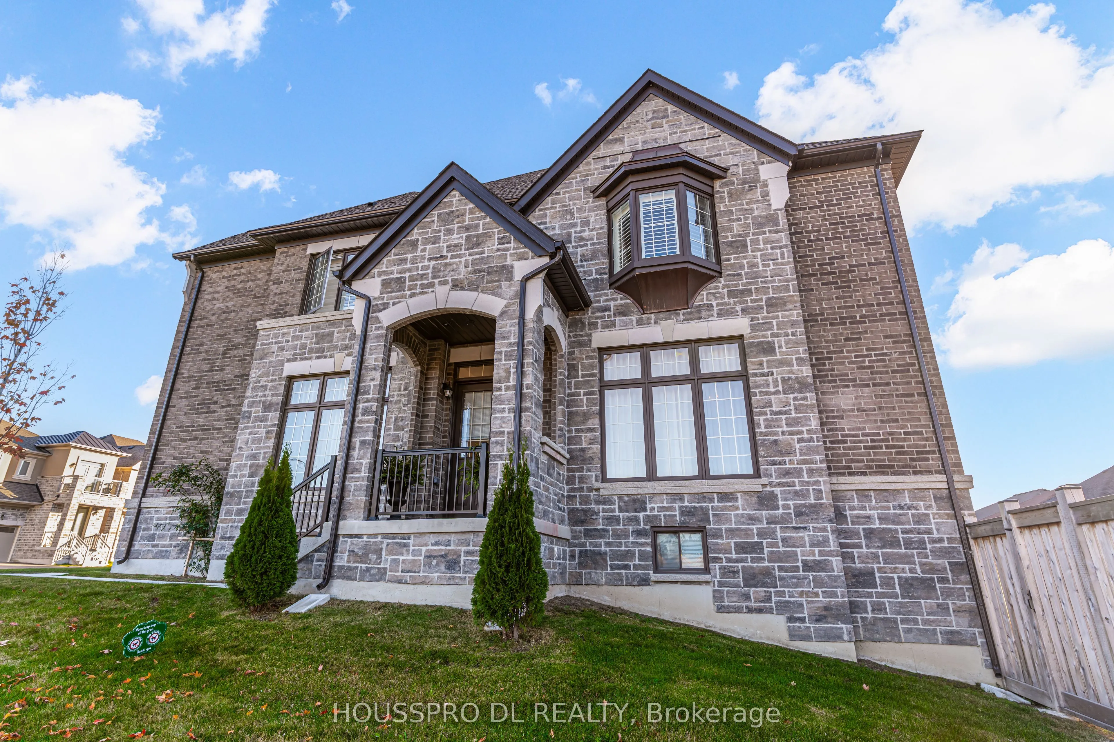 136 Carriage Shop Bend