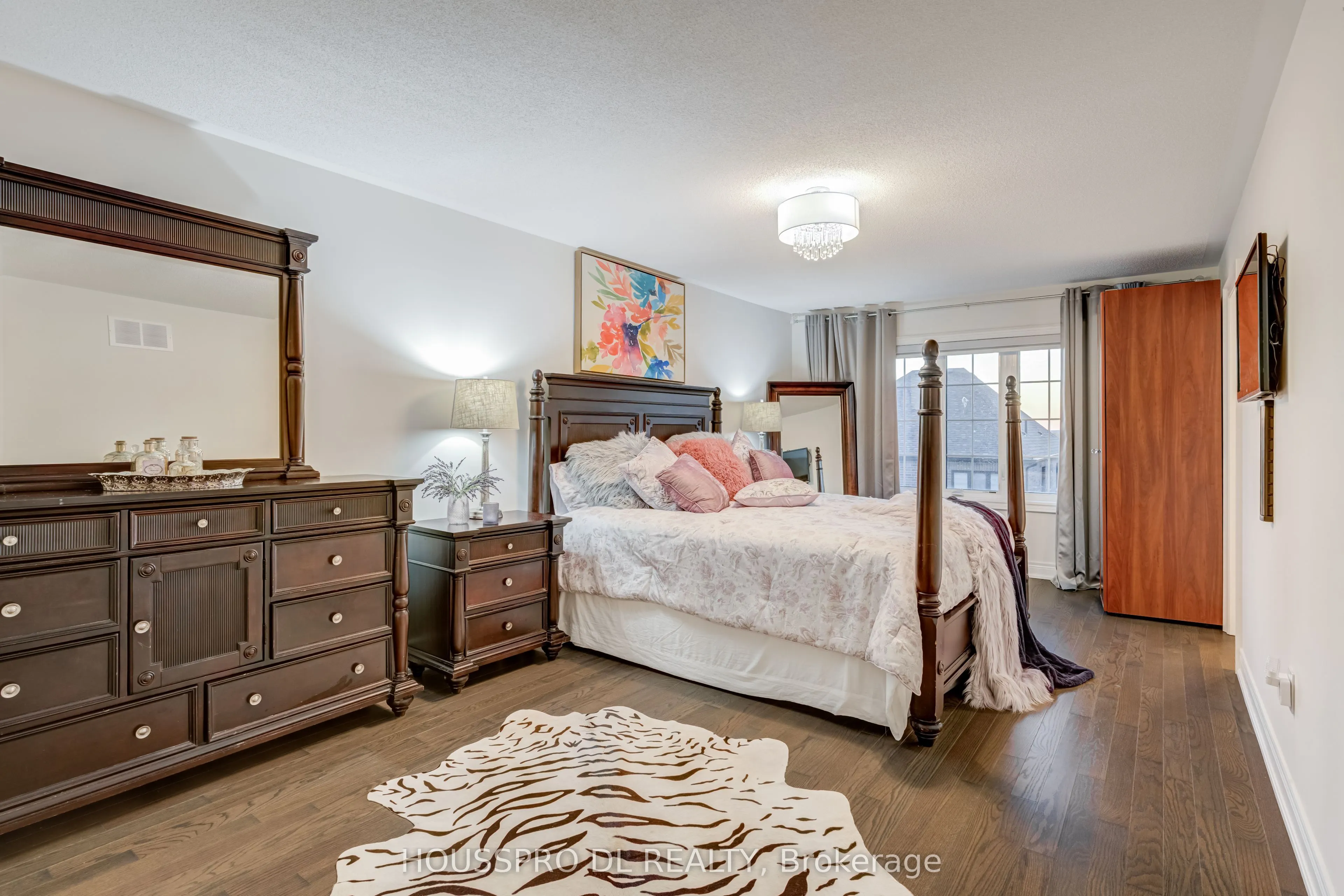 136 Carriage Shop Bend