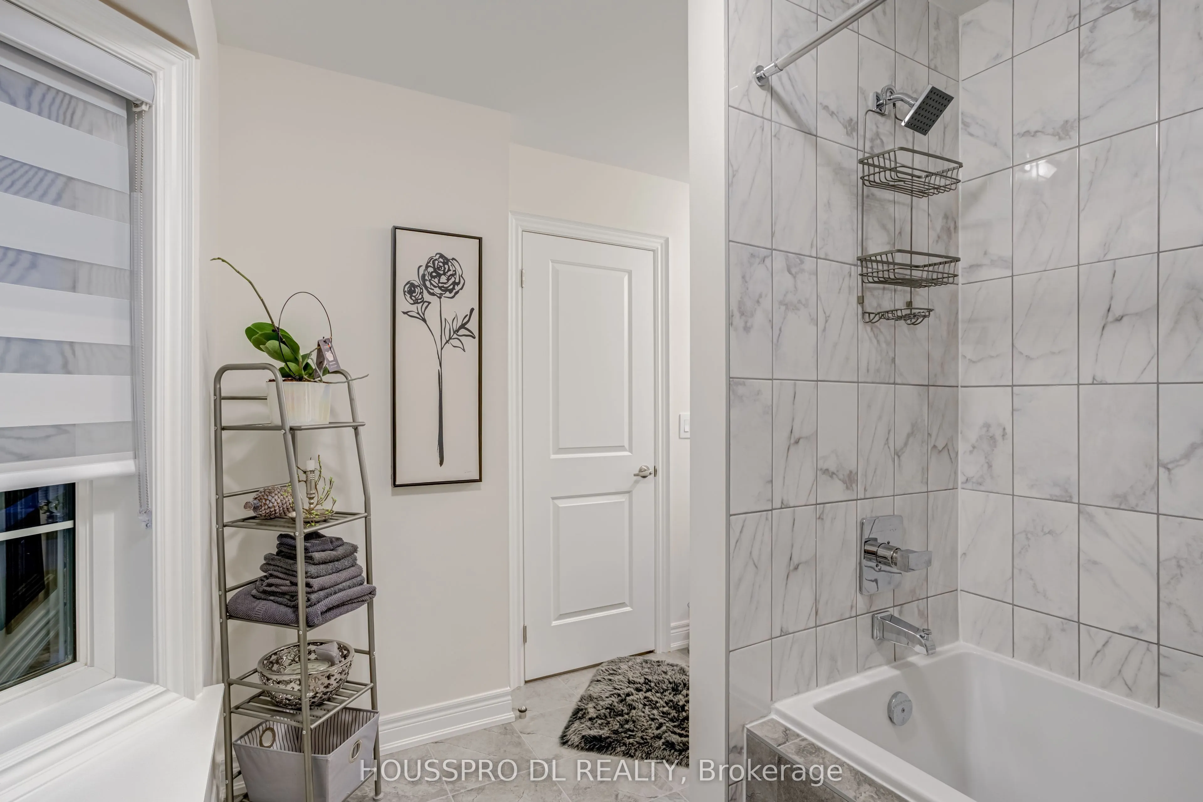 136 Carriage Shop Bend