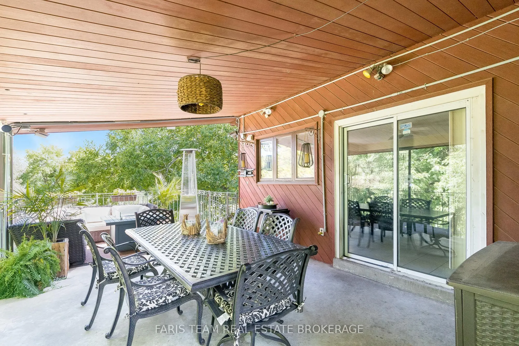 175 South Summit Farm Road