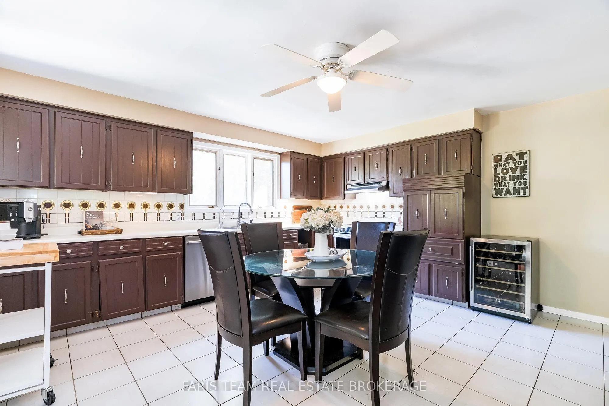 175 South Summit Farm Road