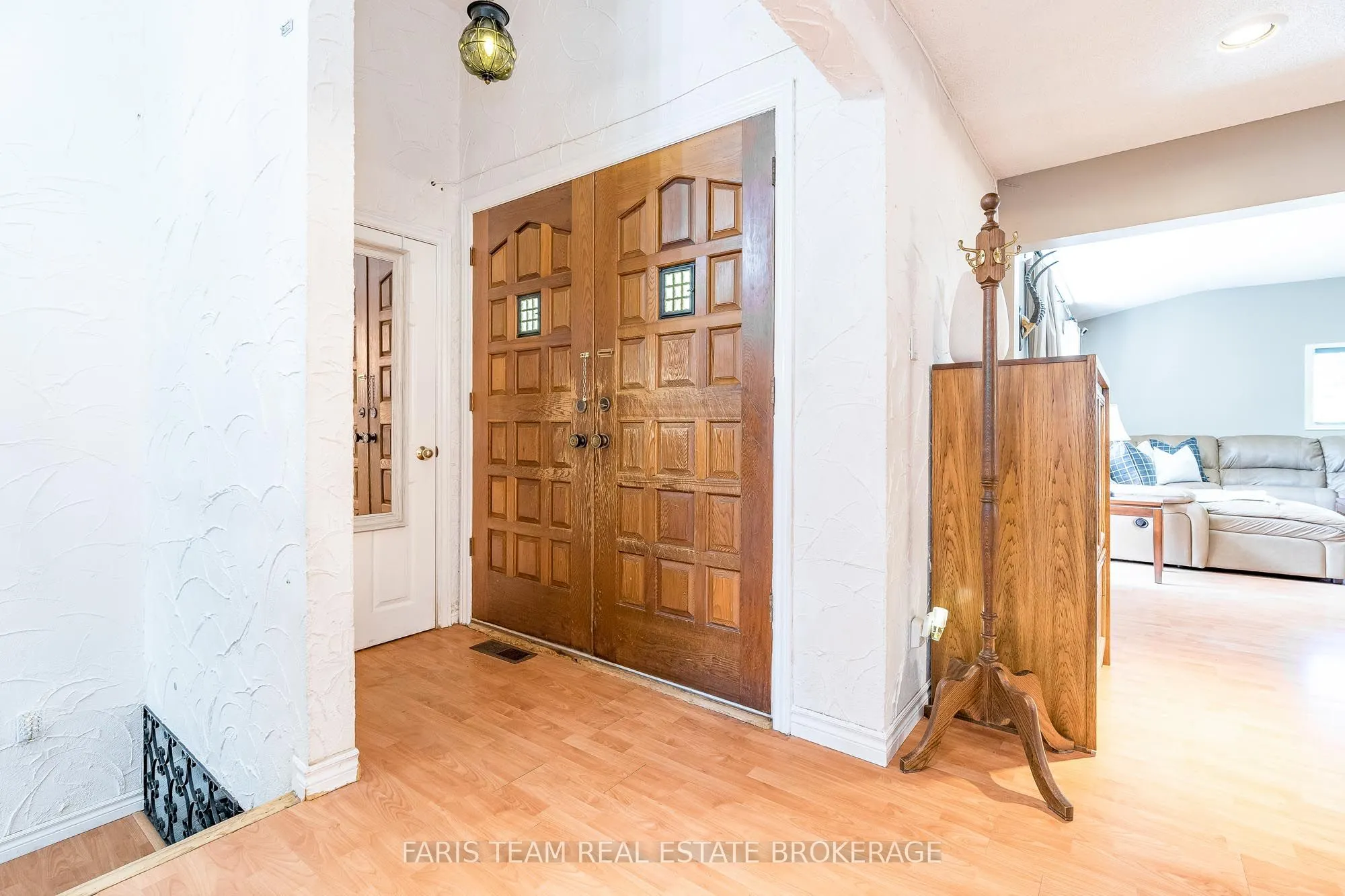 175 South Summit Farm Road